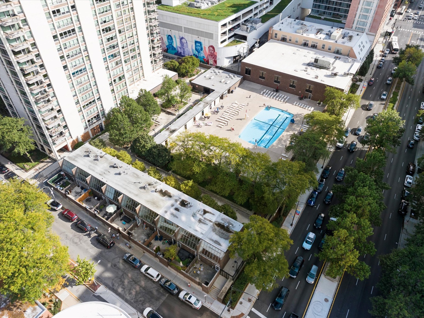 1360 N Sandburg Terrace Unit: 2909C