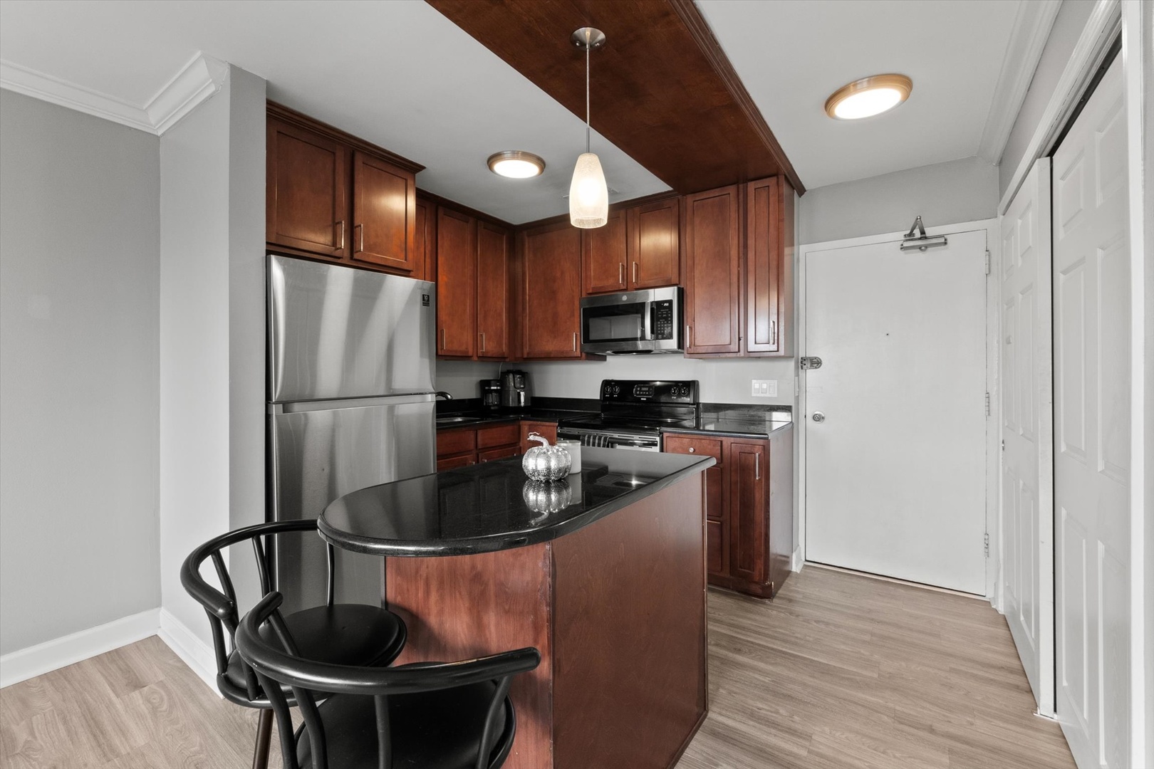 1360 N Sandburg Terrace Unit: 2909C