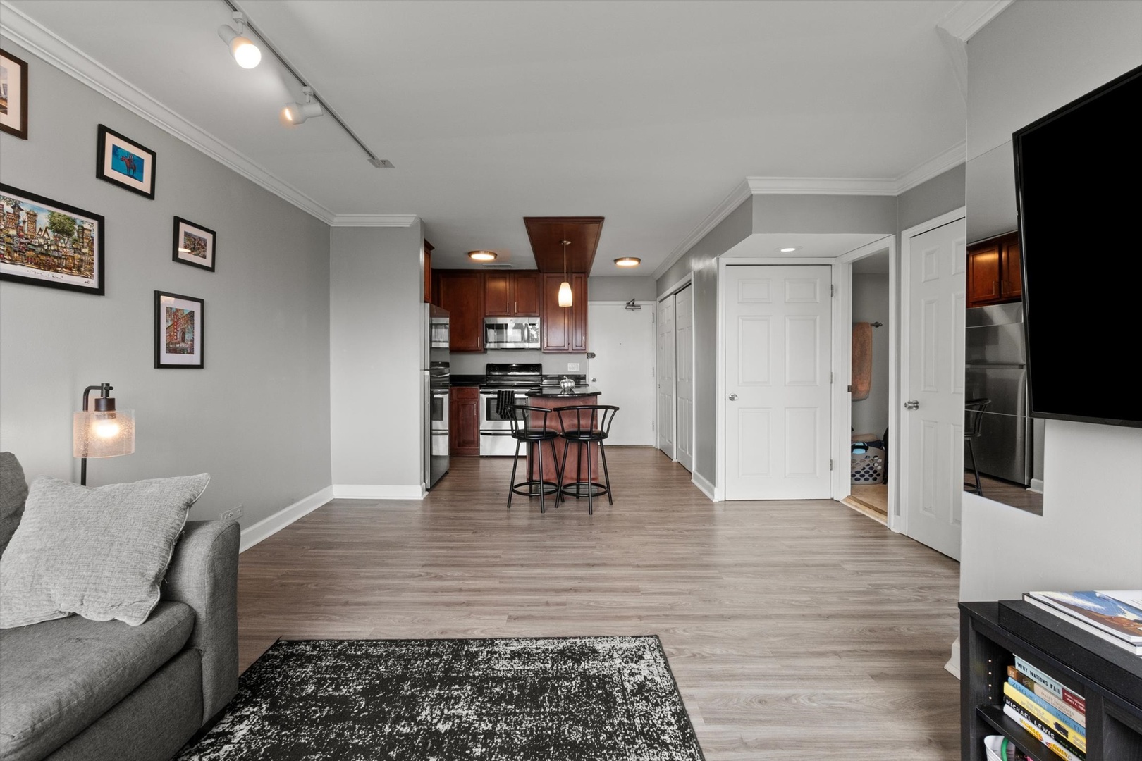 1360 N Sandburg Terrace Unit: 2909C