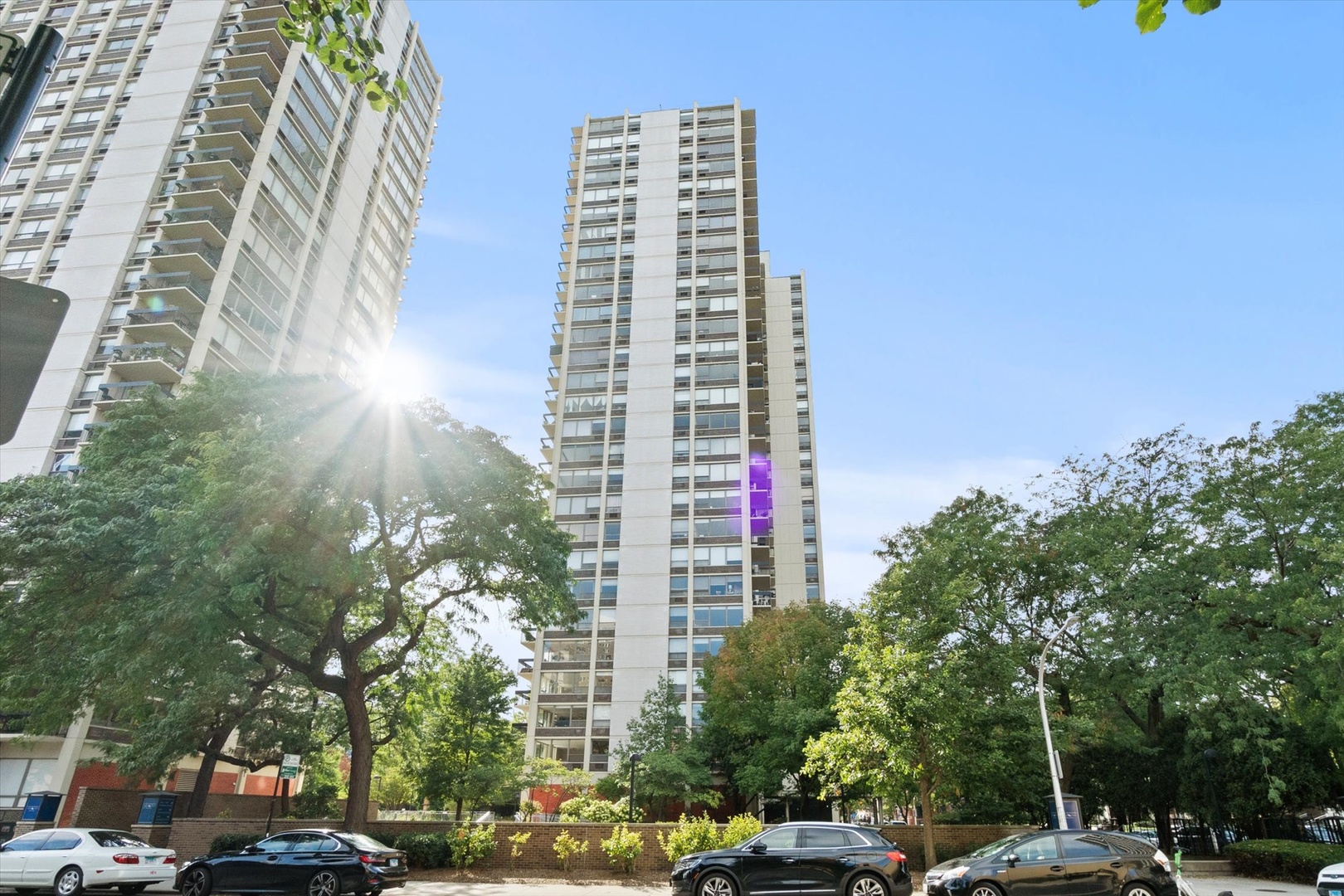 1360 N Sandburg Terrace Unit: 2909C