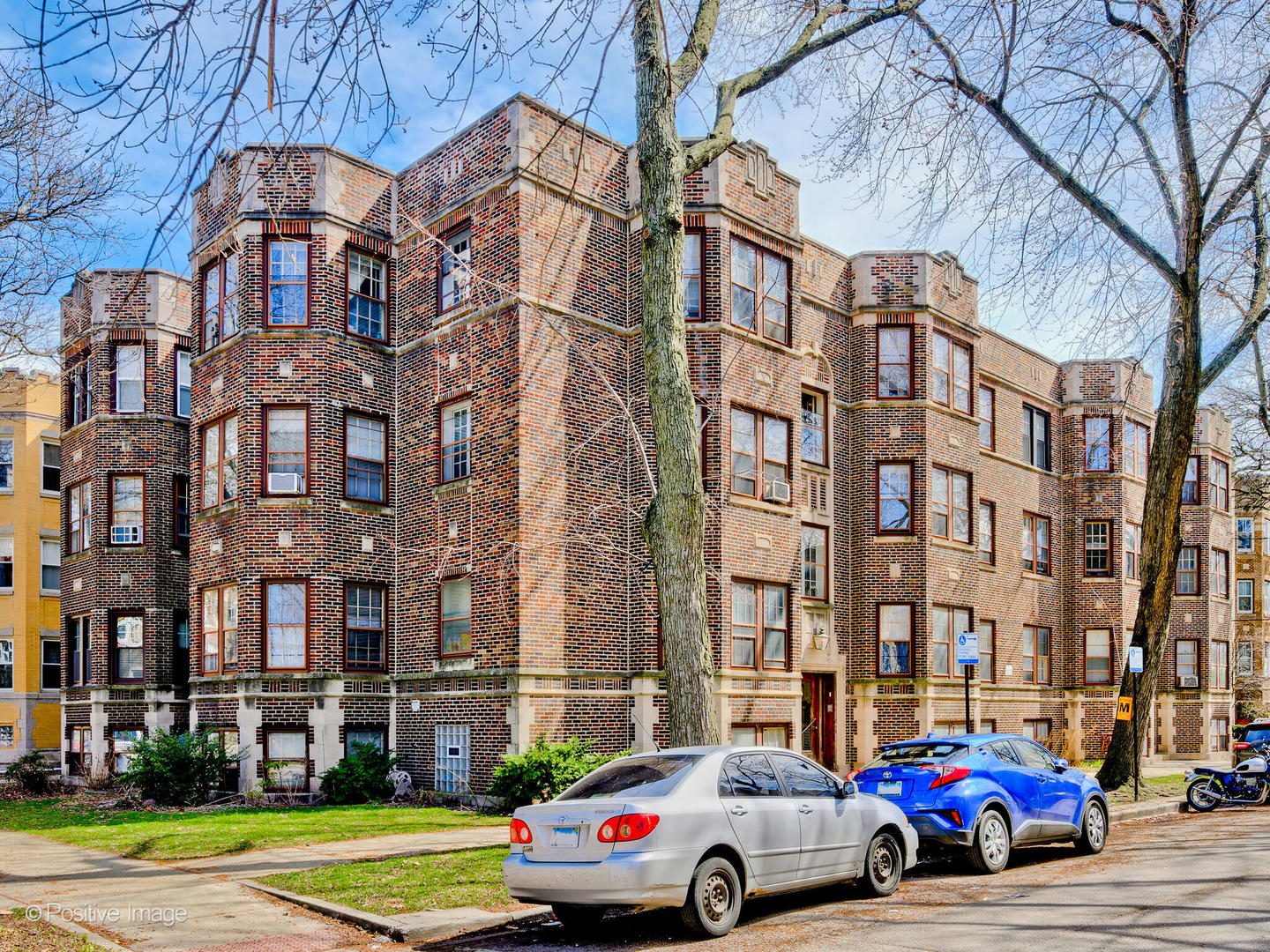 6457 N Bell Avenue Unit: 2