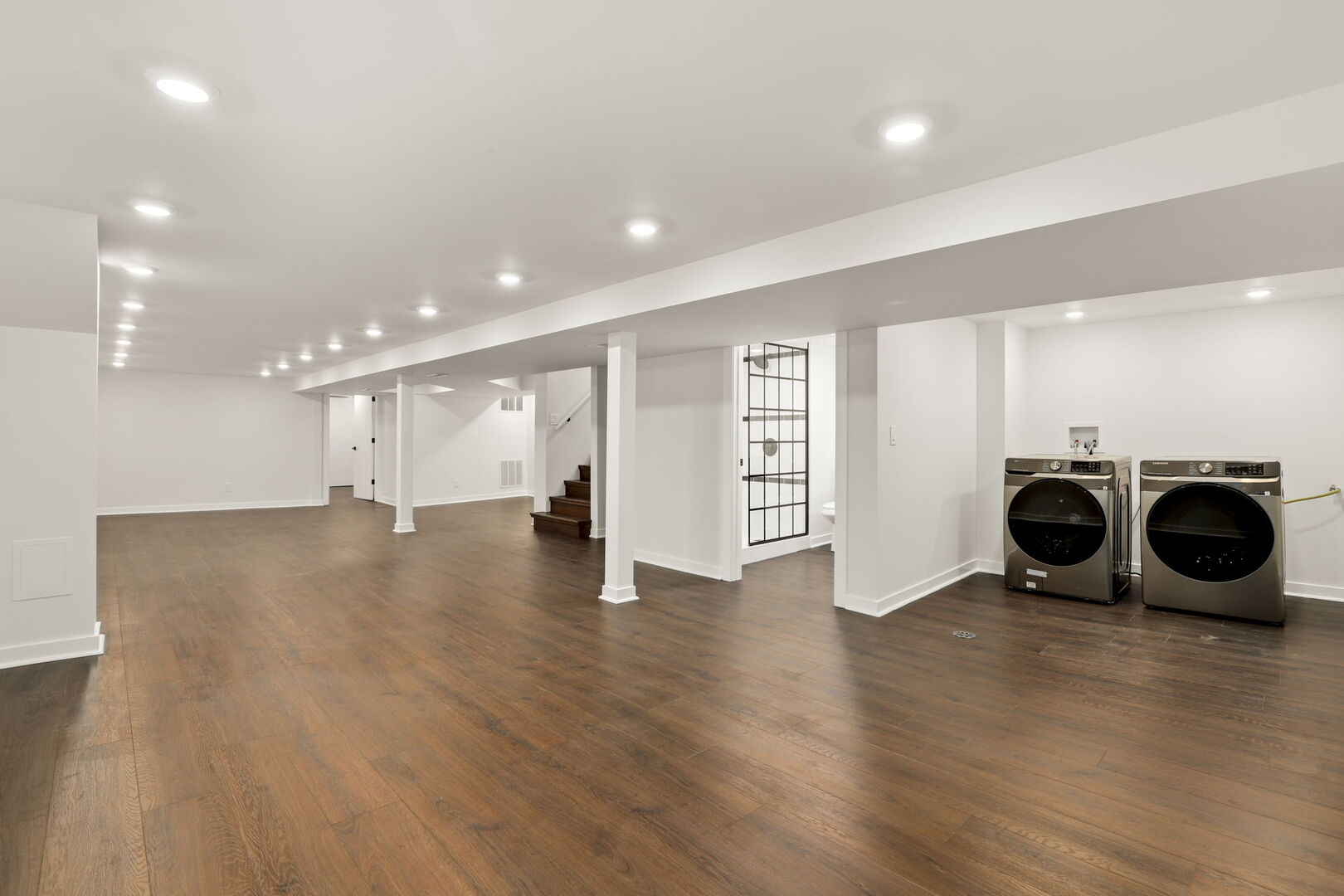 5828 N Melvina Avenue