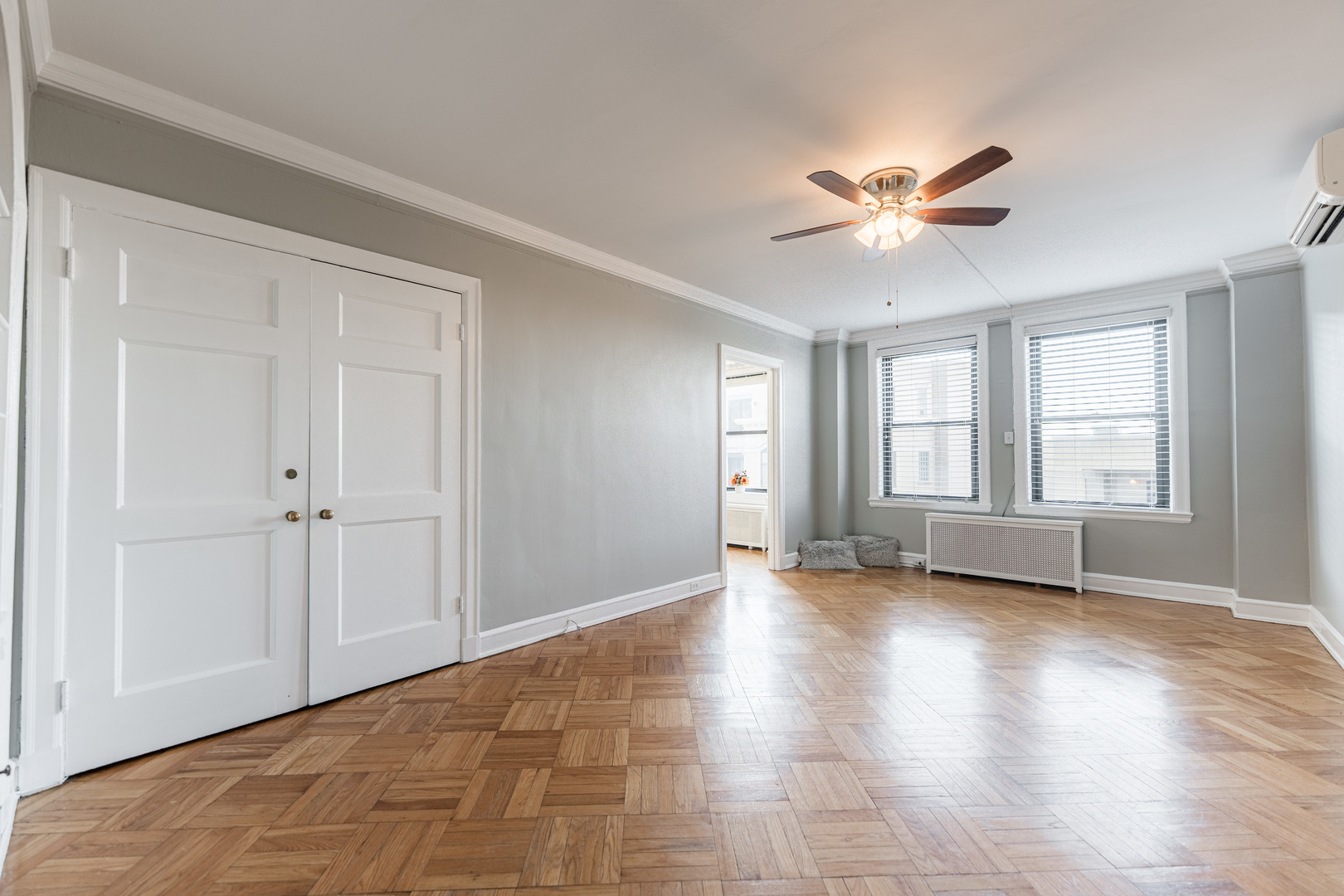 2000 N Lincoln Park West Parkway Unit: 607