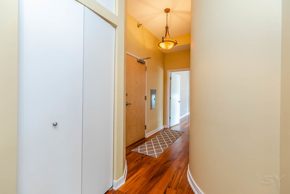 1600 S Indiana Avenue Unit: 501