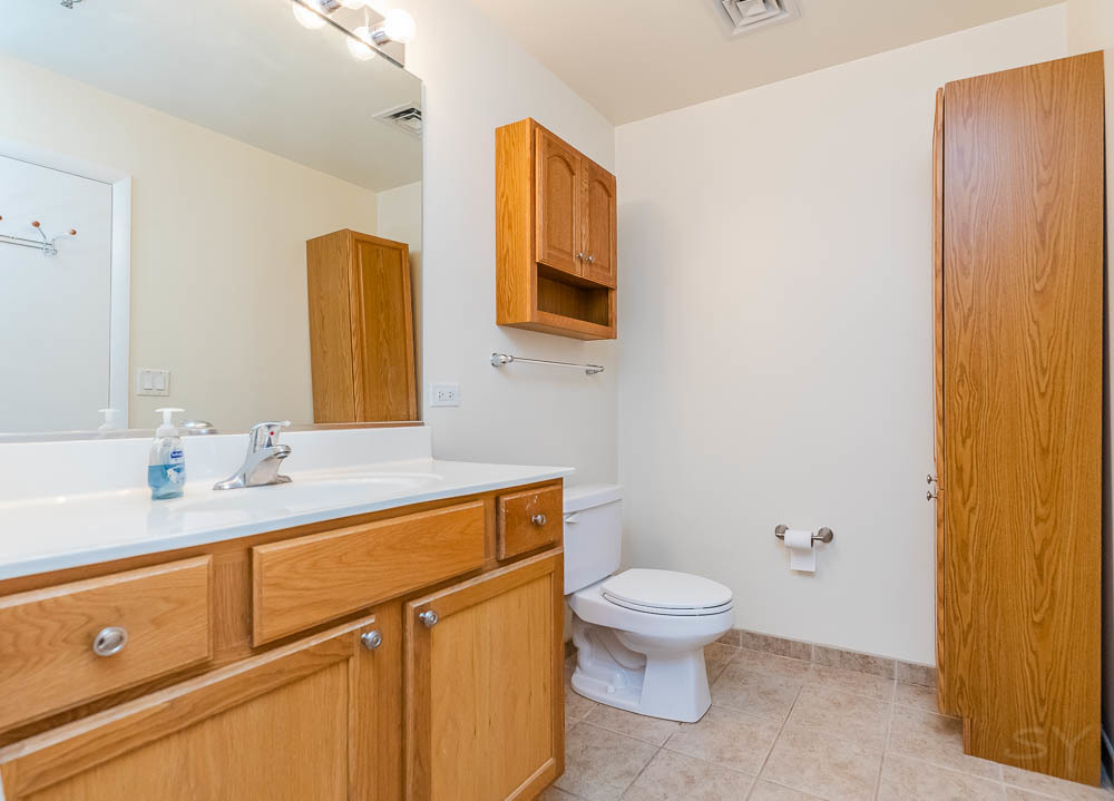 1600 S Indiana Avenue Unit: 501