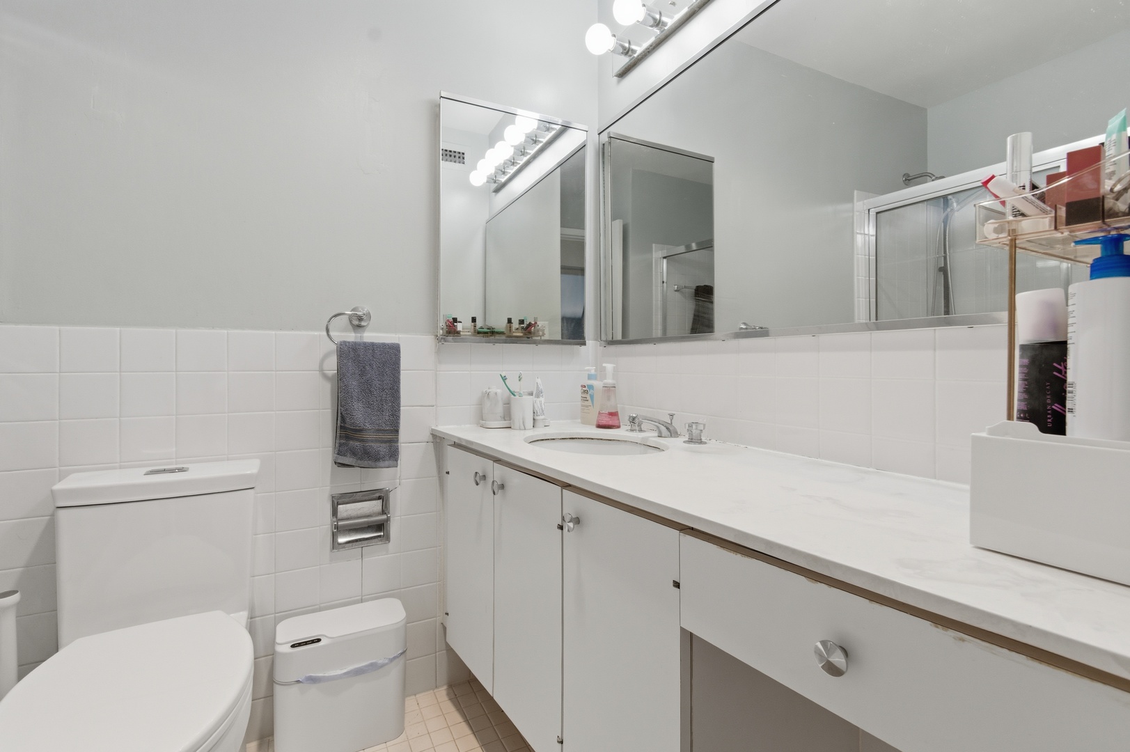 5455 N Sheridan Road Unit: 2301