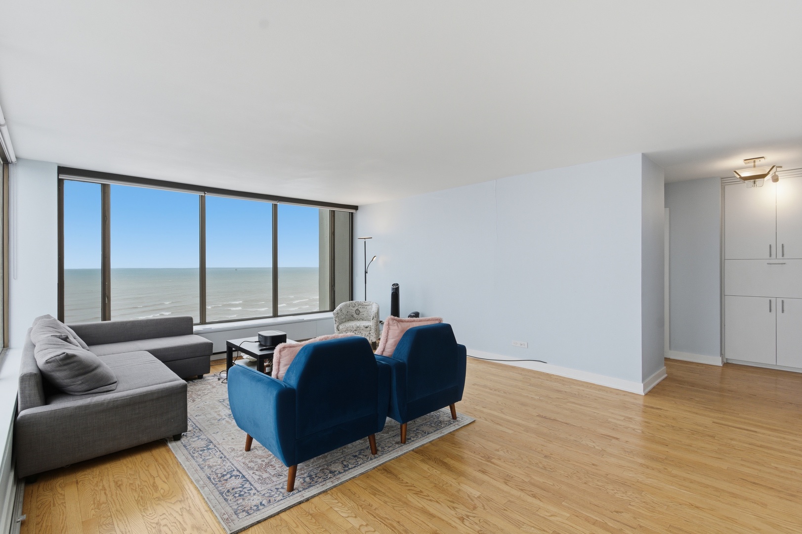 5455 N Sheridan Road Unit: 2301