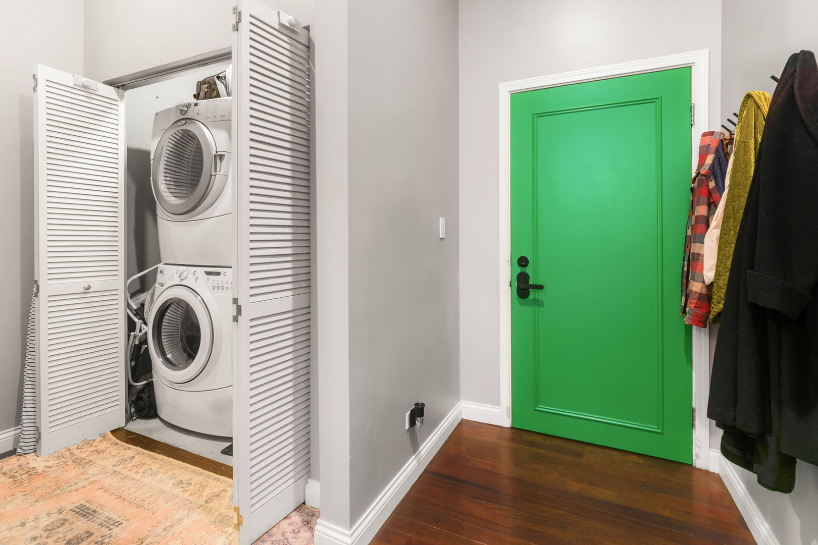 1555 N Wood Street Unit: 203