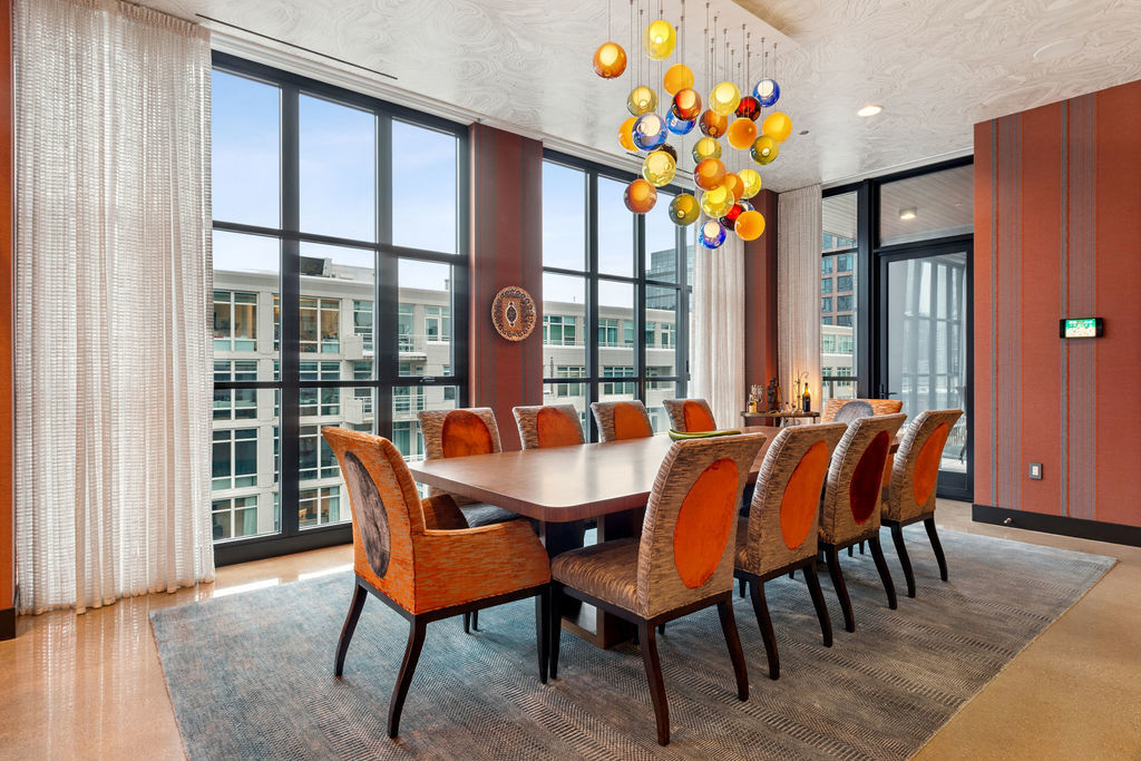 900 W Washington Boulevard Unit: 802