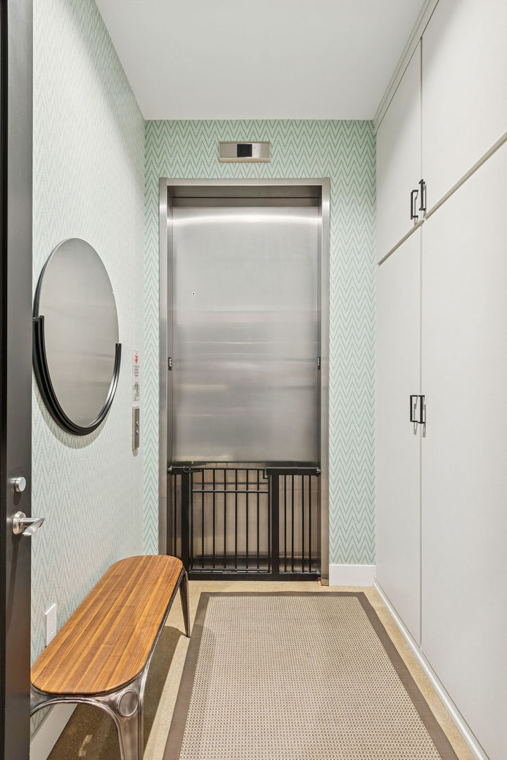 900 W Washington Boulevard Unit: 802