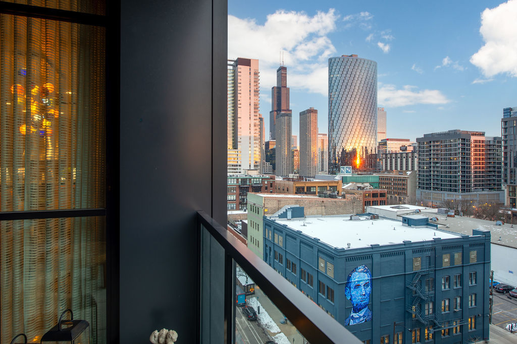 900 W Washington Boulevard Unit: 802