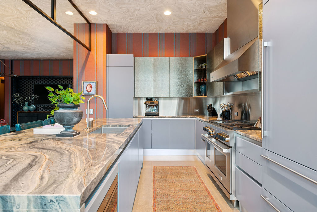 900 W Washington Boulevard Unit: 802