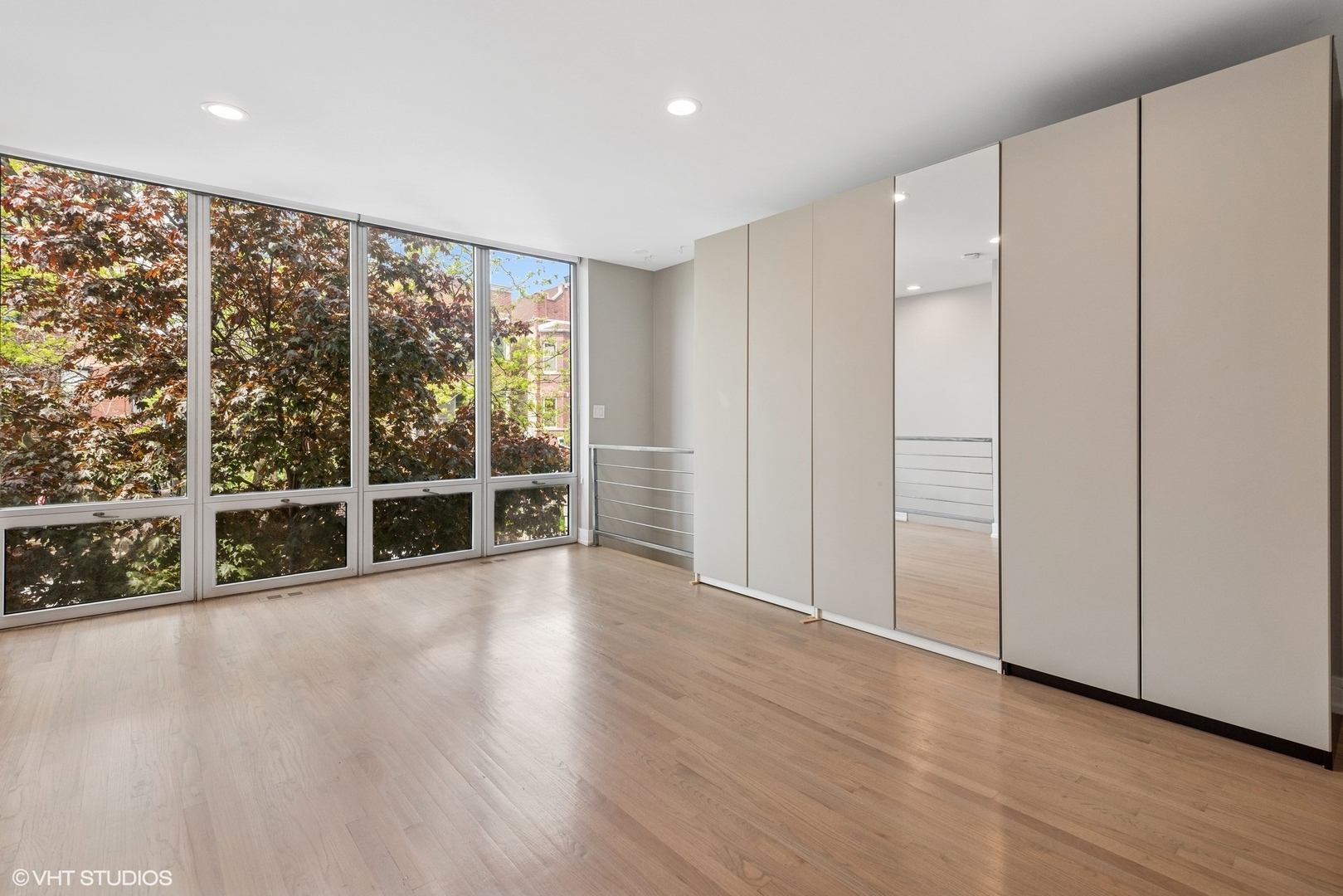 1015 N Hermitage Avenue Unit: A