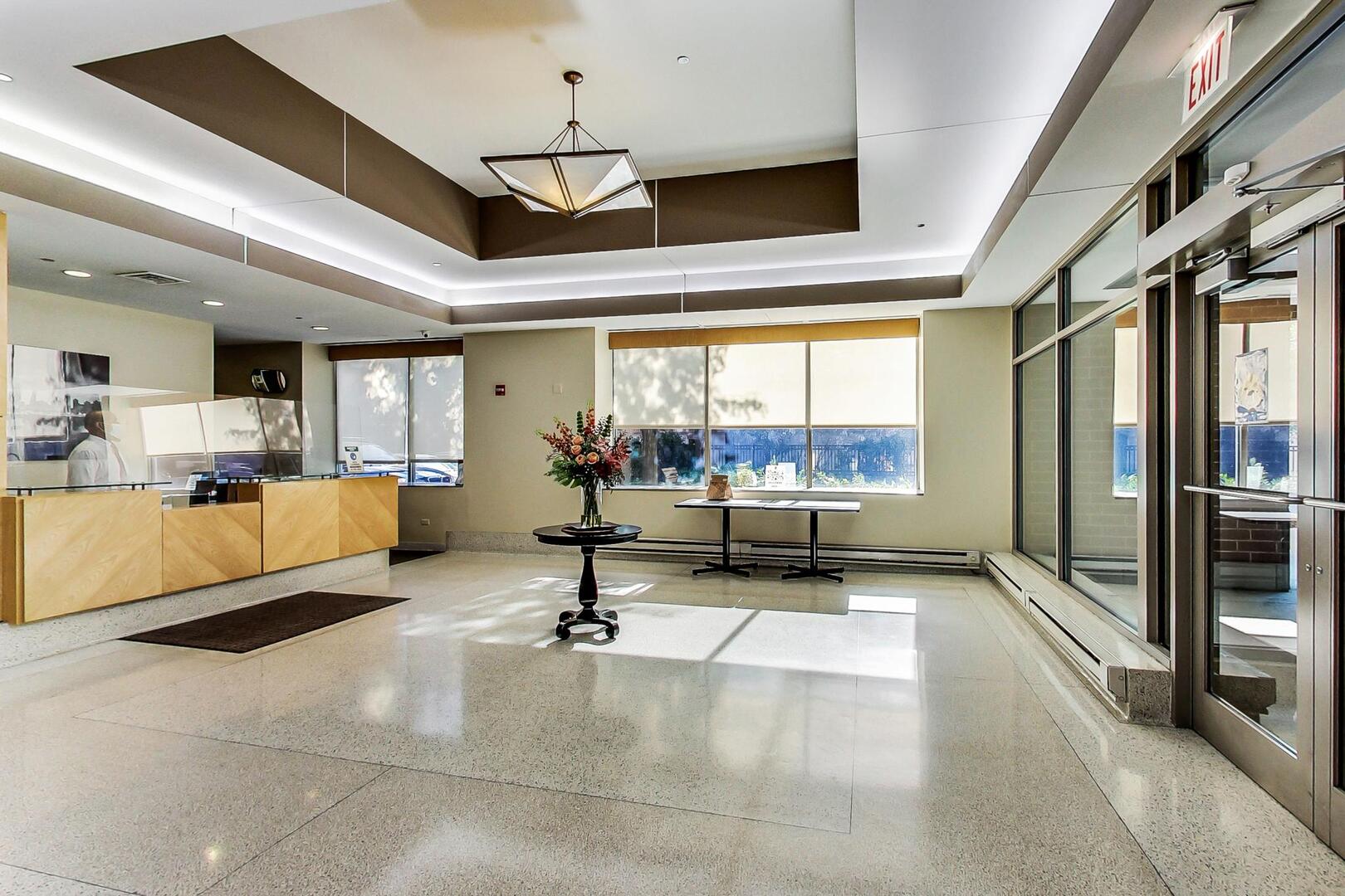 1717 S Prairie Avenue Unit: 2301