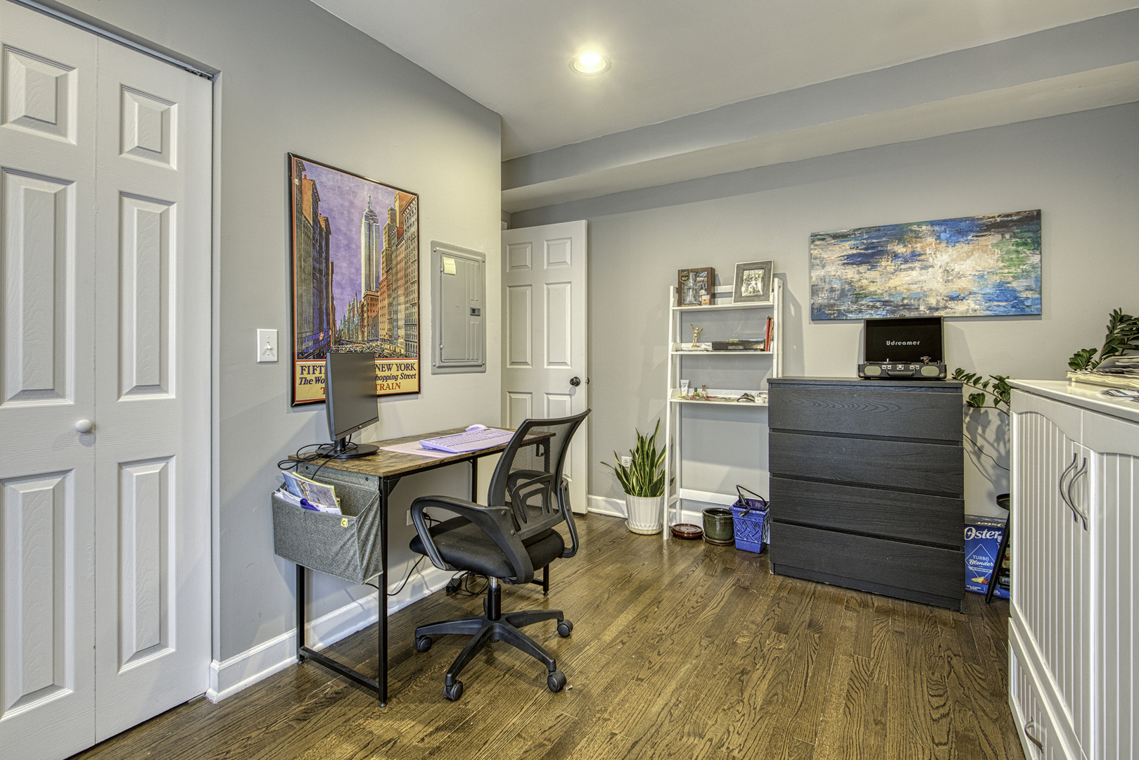 5232 N Campbell Avenue Unit: 1A