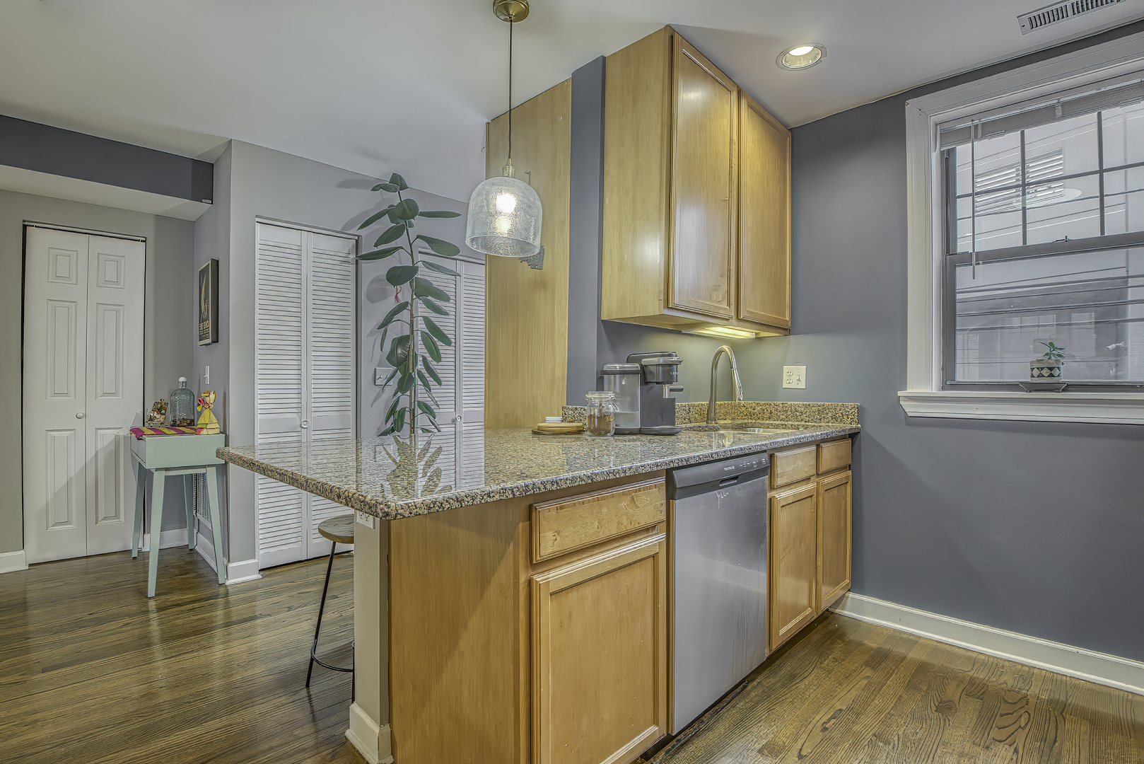 5232 N Campbell Avenue Unit: 1A