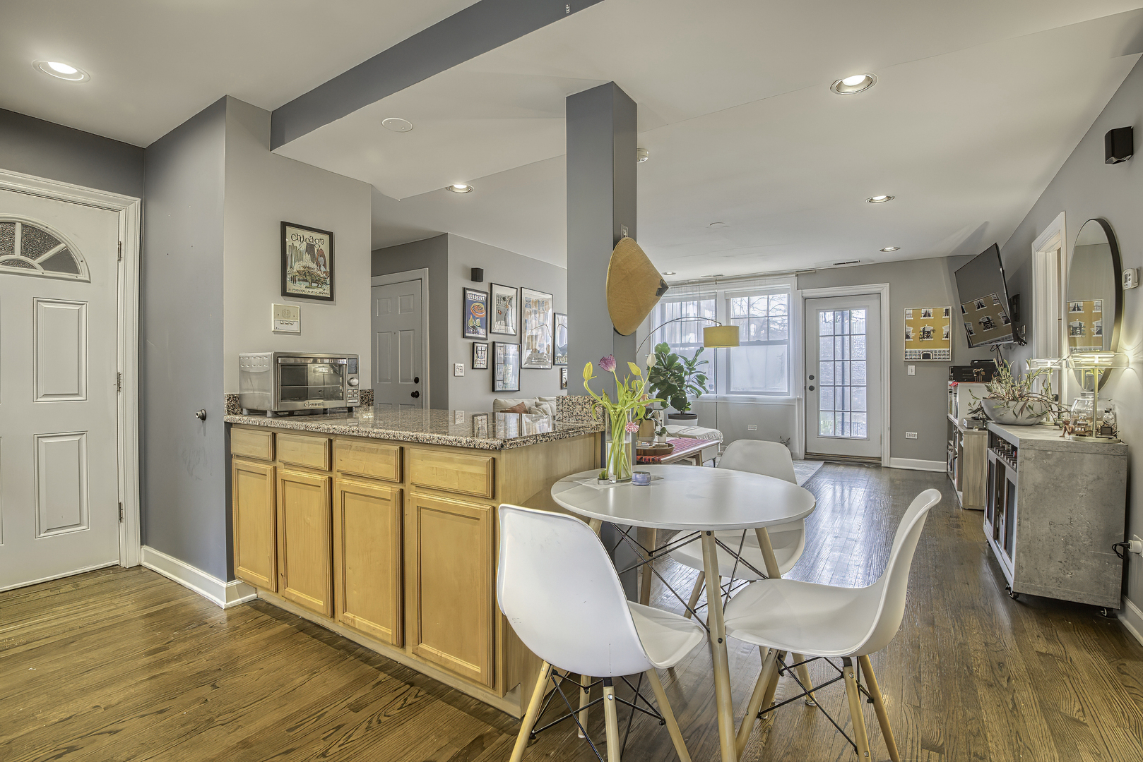 5232 N Campbell Avenue Unit: 1A