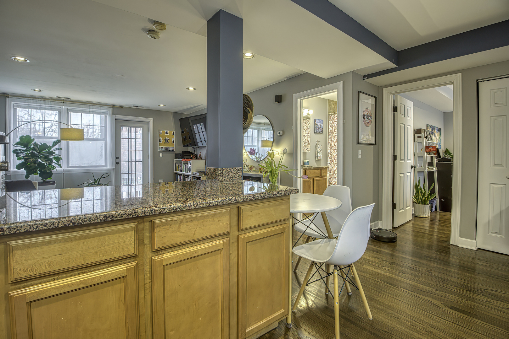 5232 N Campbell Avenue Unit: 1A