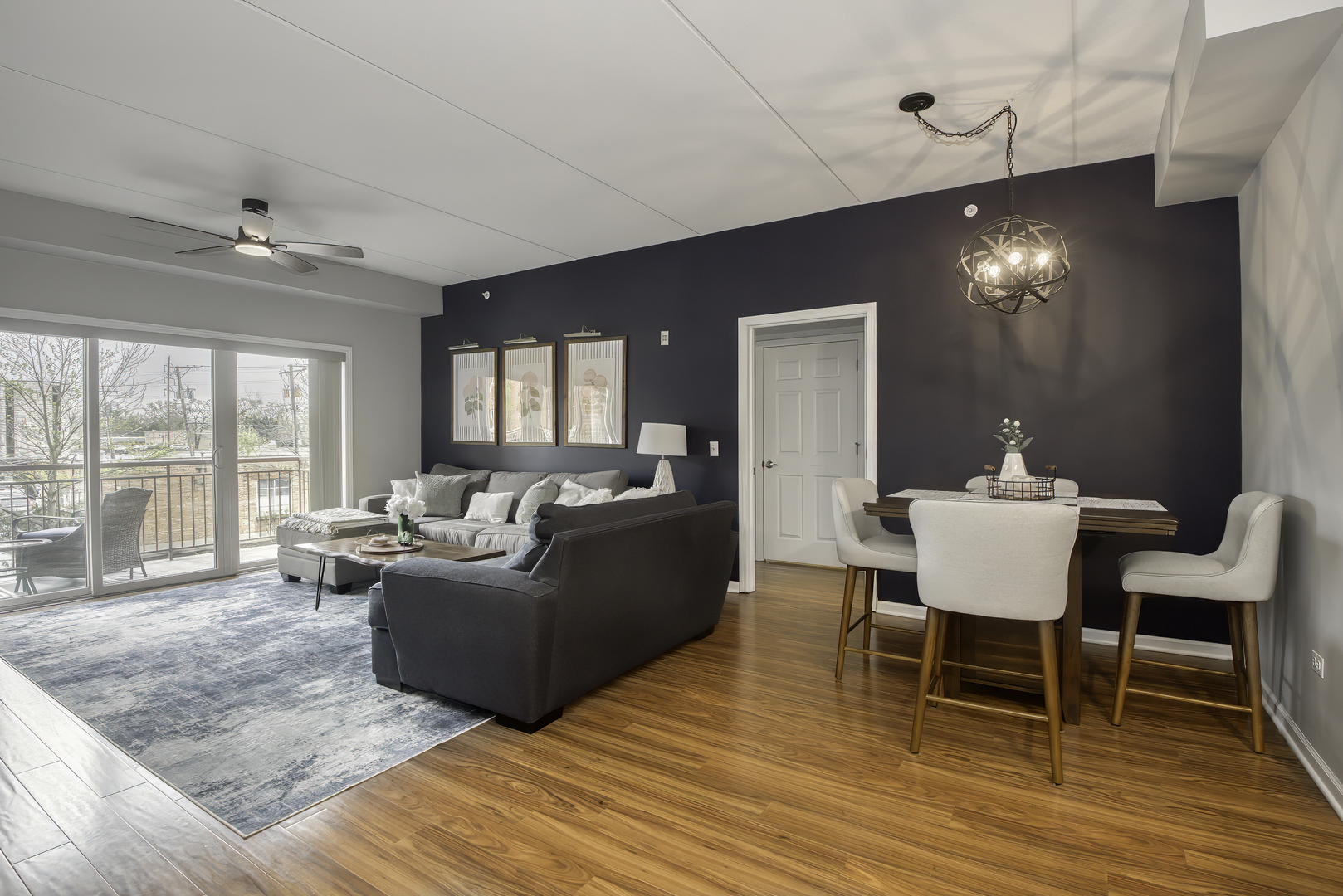 900 LEE Street Unit: 202