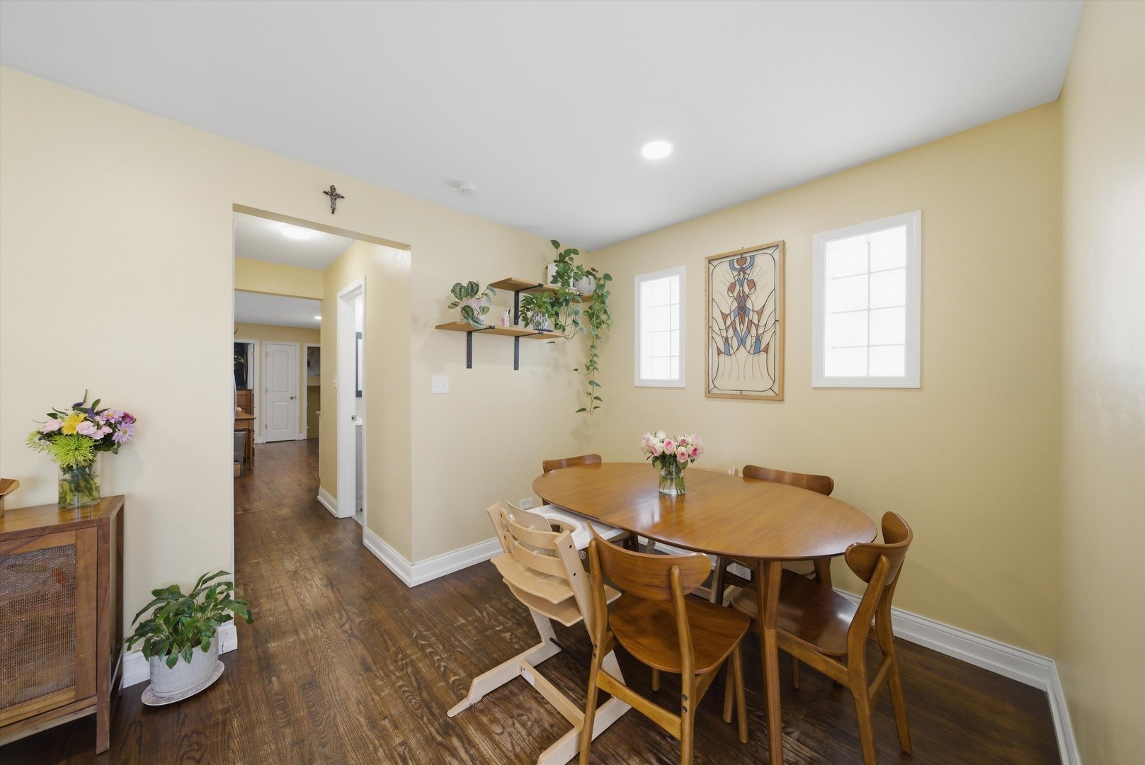 4311 W Shakespeare Avenue