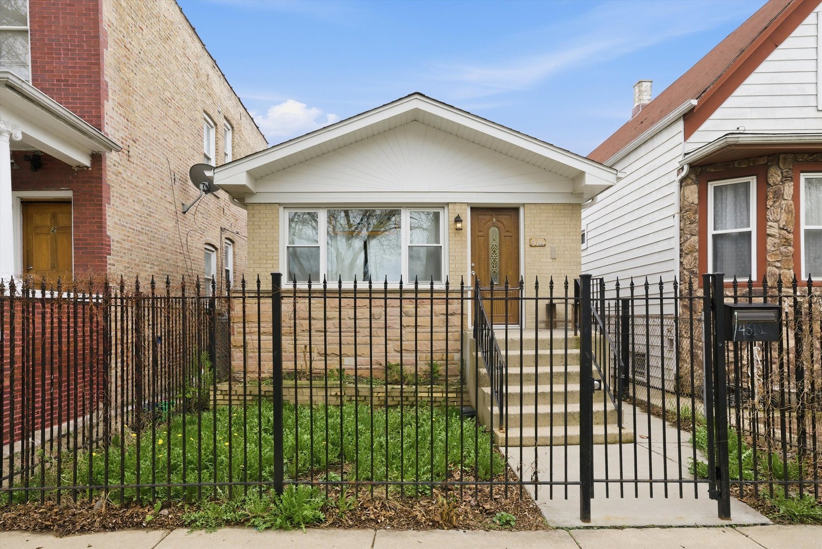 4311 W Shakespeare Avenue