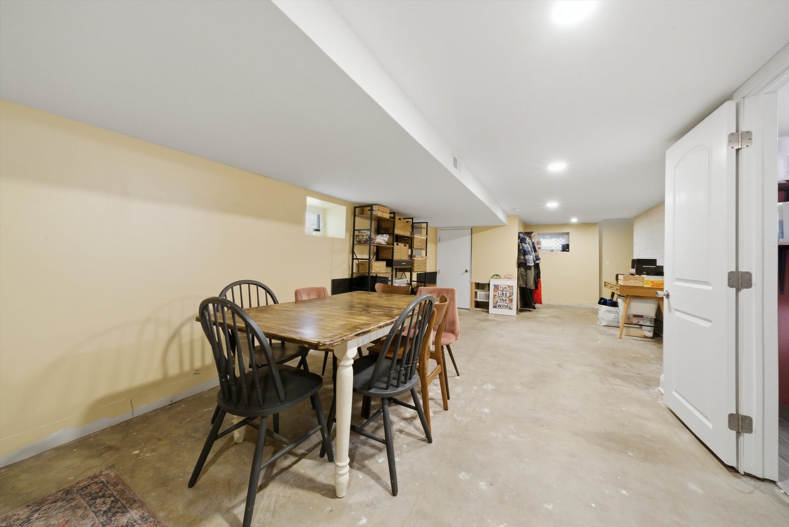 4311 W Shakespeare Avenue