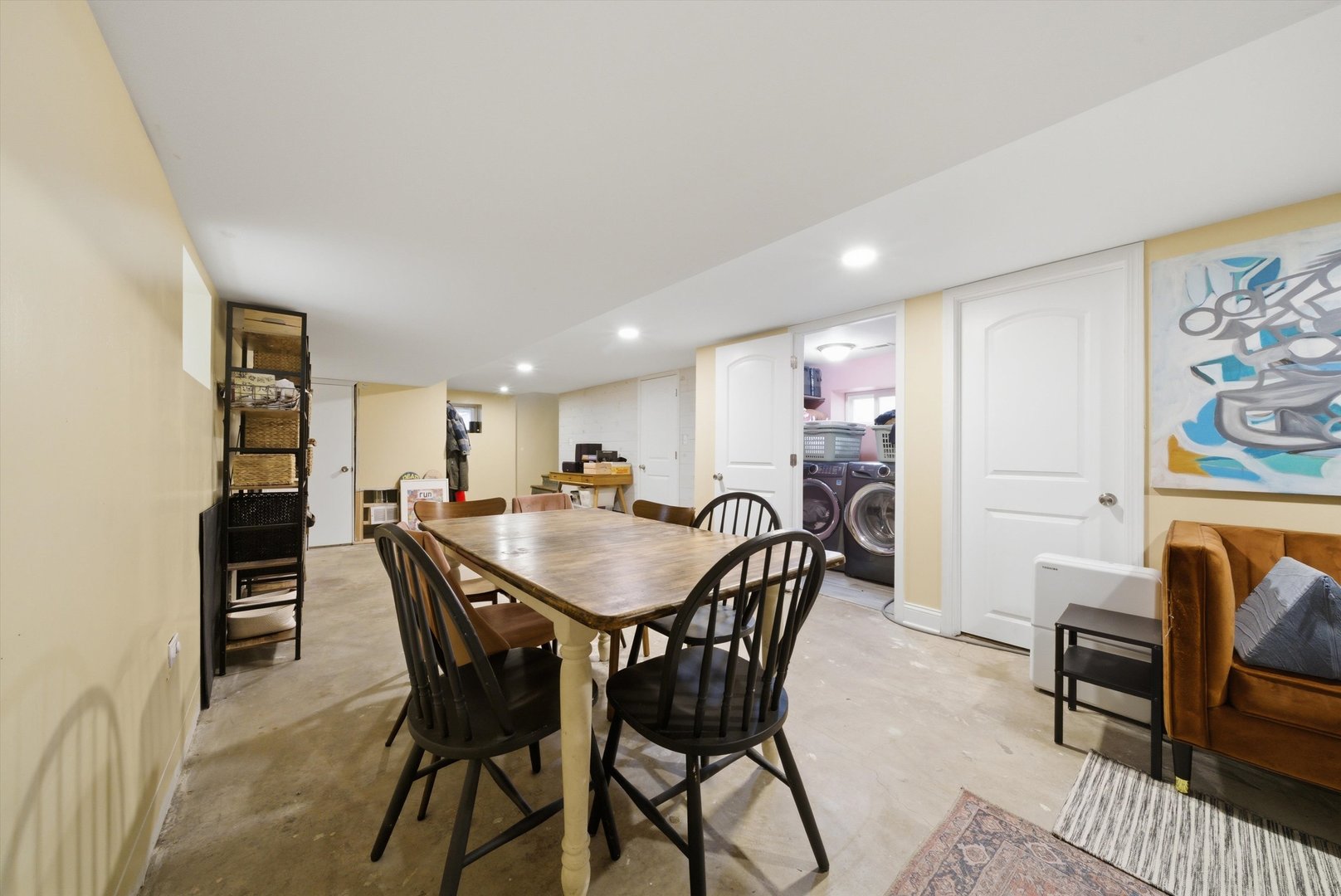 4311 W Shakespeare Avenue