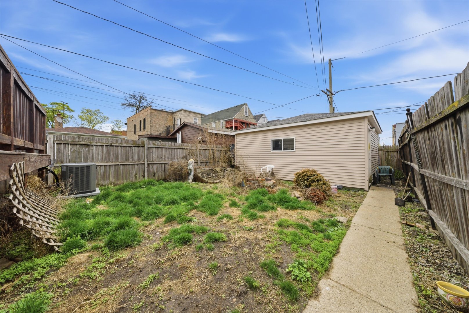 4311 W Shakespeare Avenue