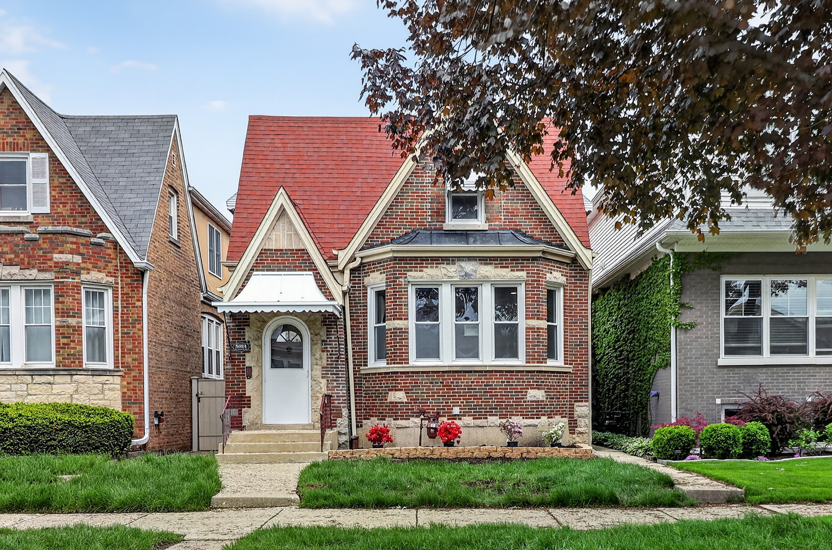 5624 W Pensacola Avenue