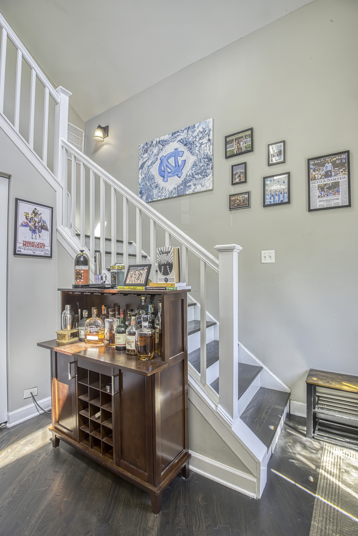 2729 N Wayne Avenue Unit: C