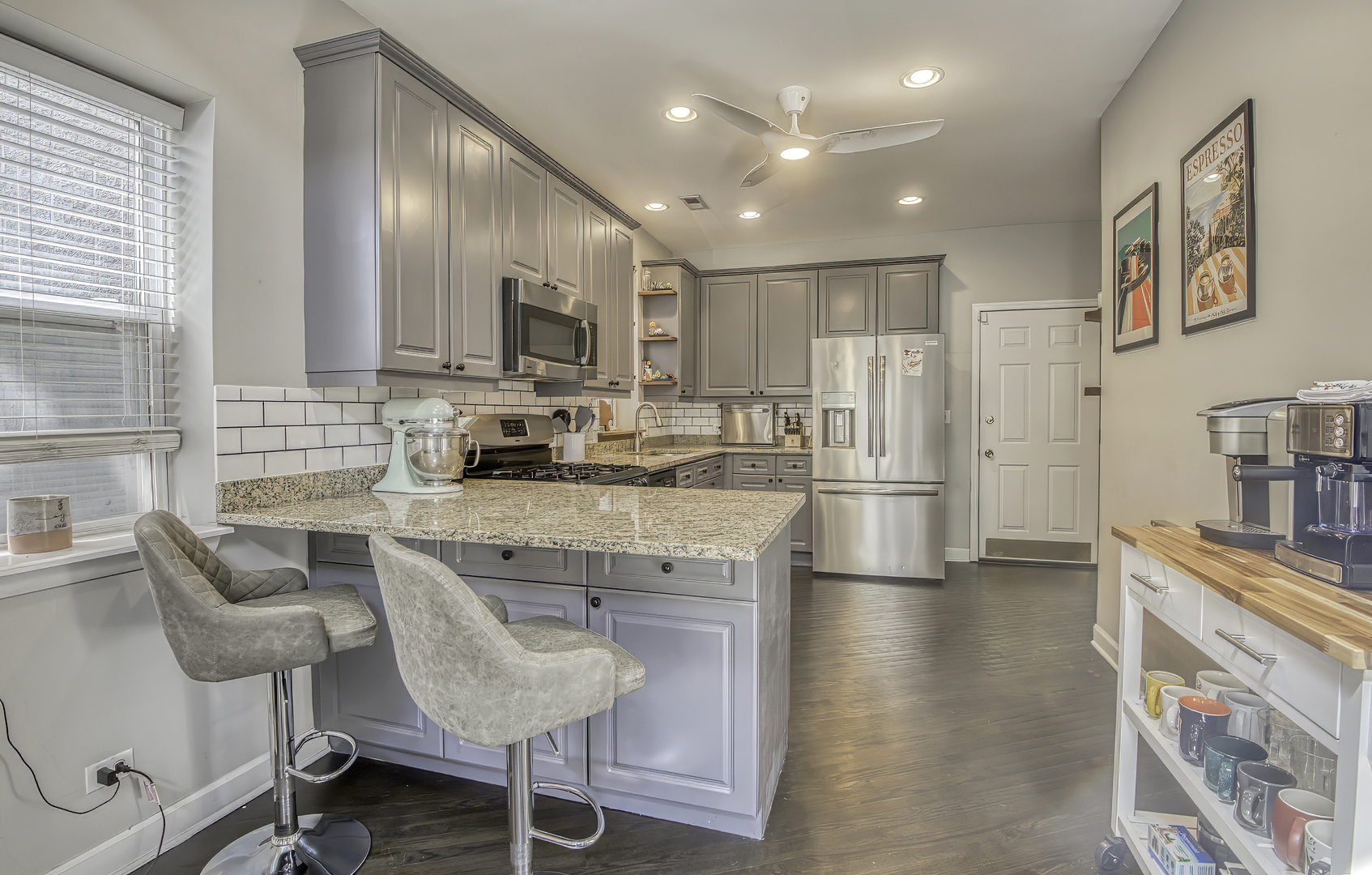2729 N Wayne Avenue Unit: C