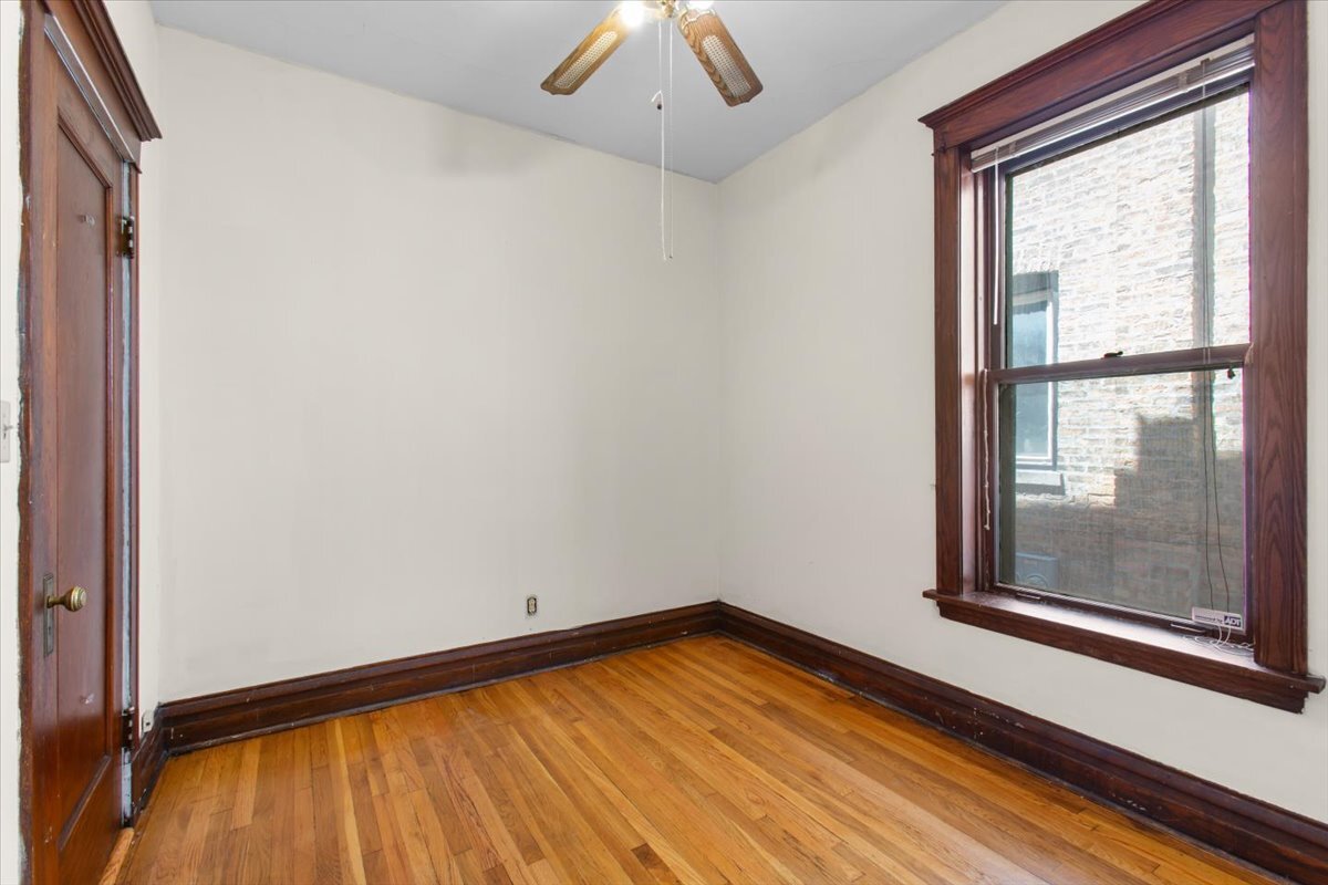 3311 W Wrightwood Avenue Unit: 1