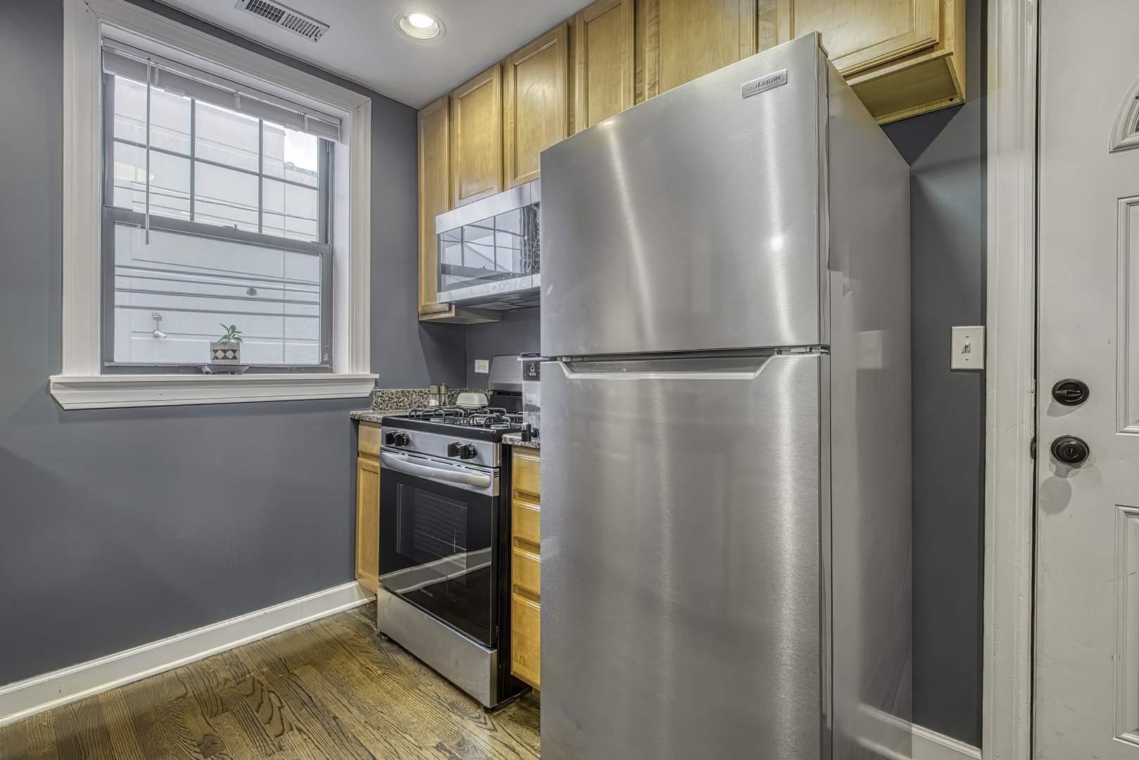 5232 N Campbell Avenue Unit: 1A