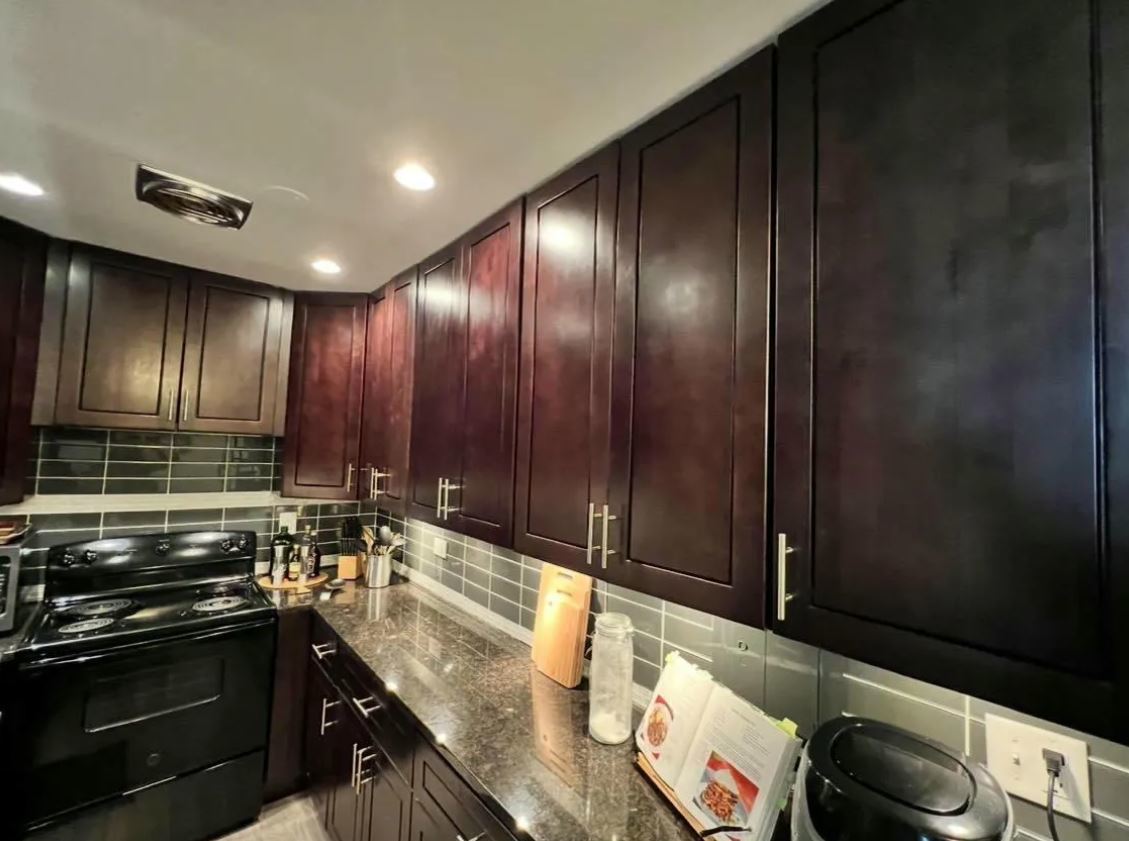 619 W Stratford Place Unit: 305