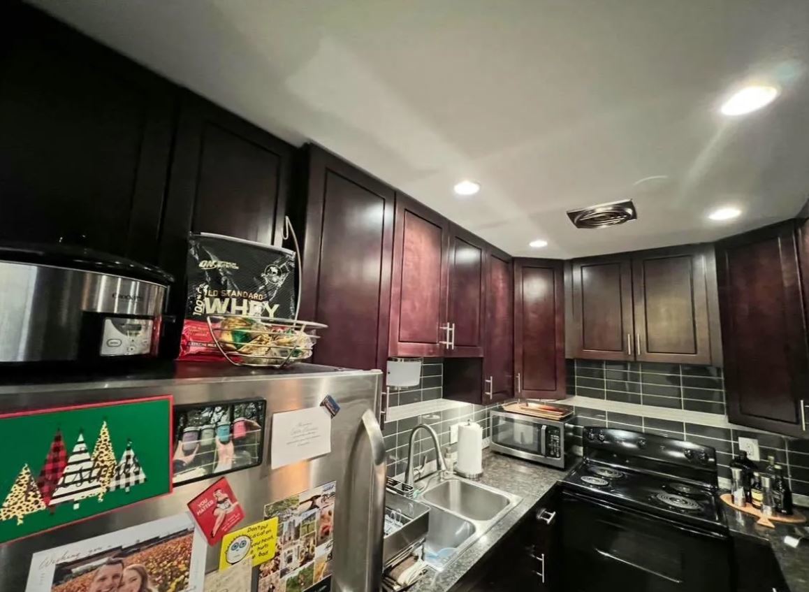 619 W Stratford Place Unit: 305
