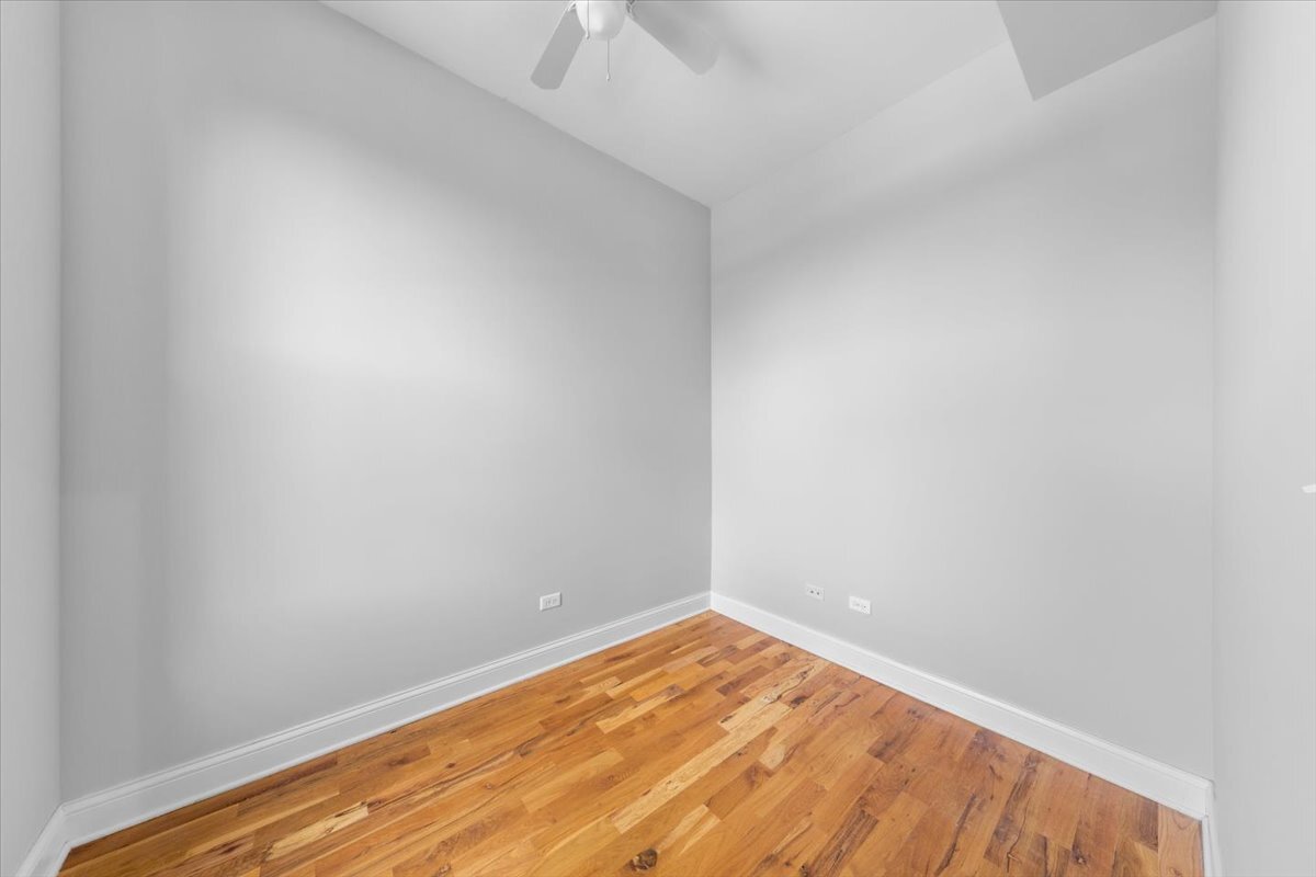 1253 N California Avenue Unit: 2