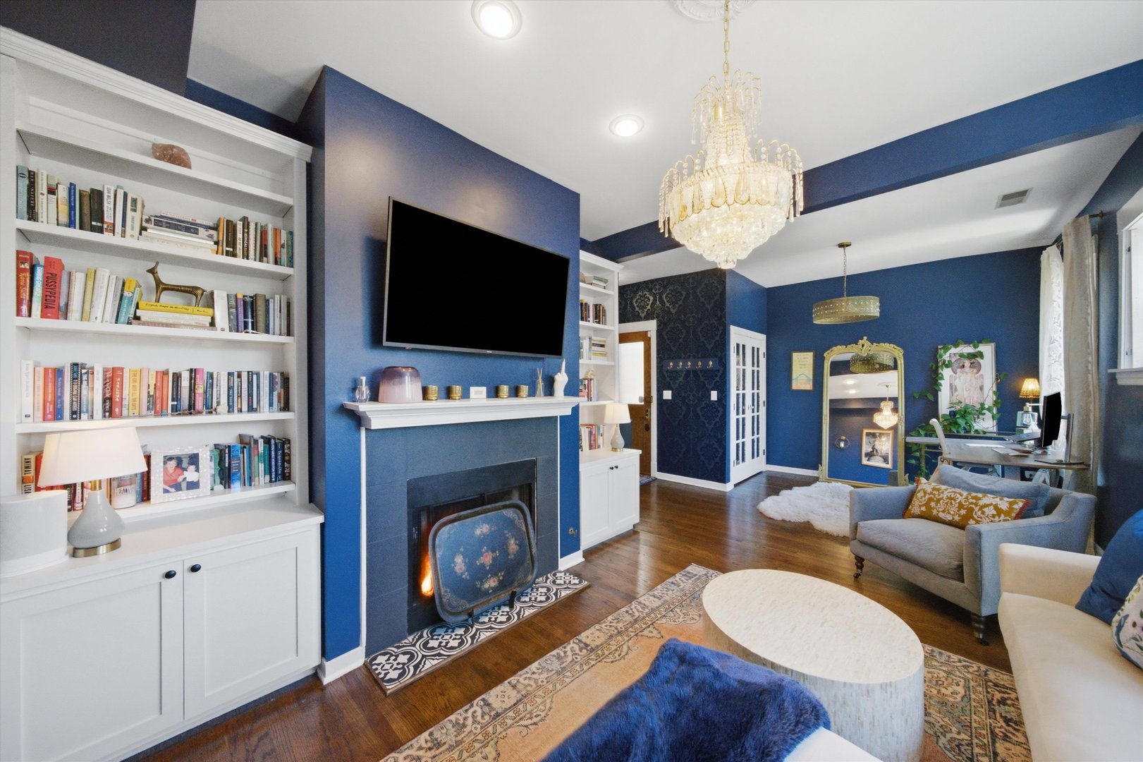 4713 N Dover Street Unit: 3N