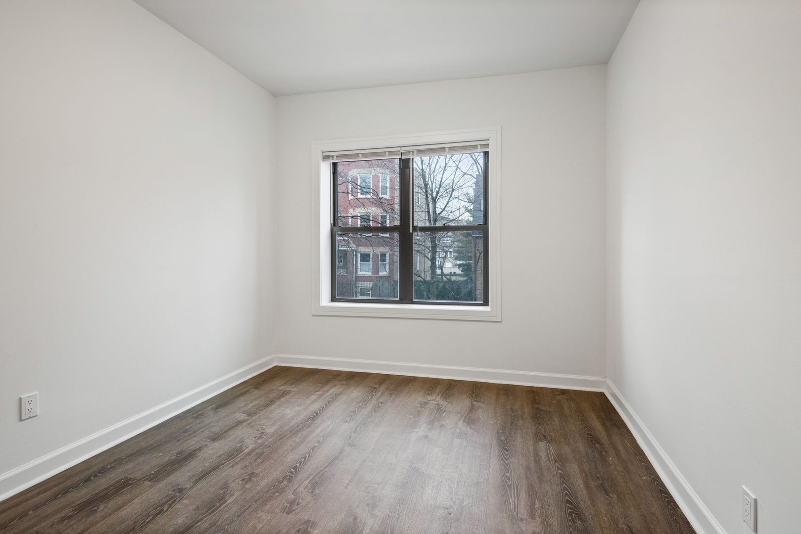 1904 N Whipple Street Unit: 101