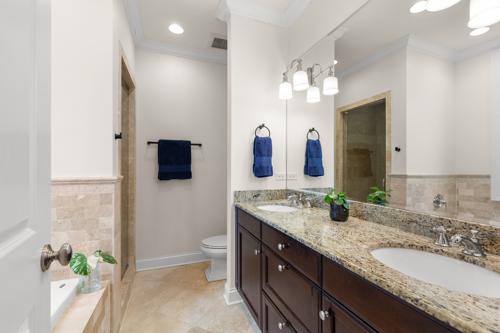 3842 N SOUTHPORT Avenue Unit: L