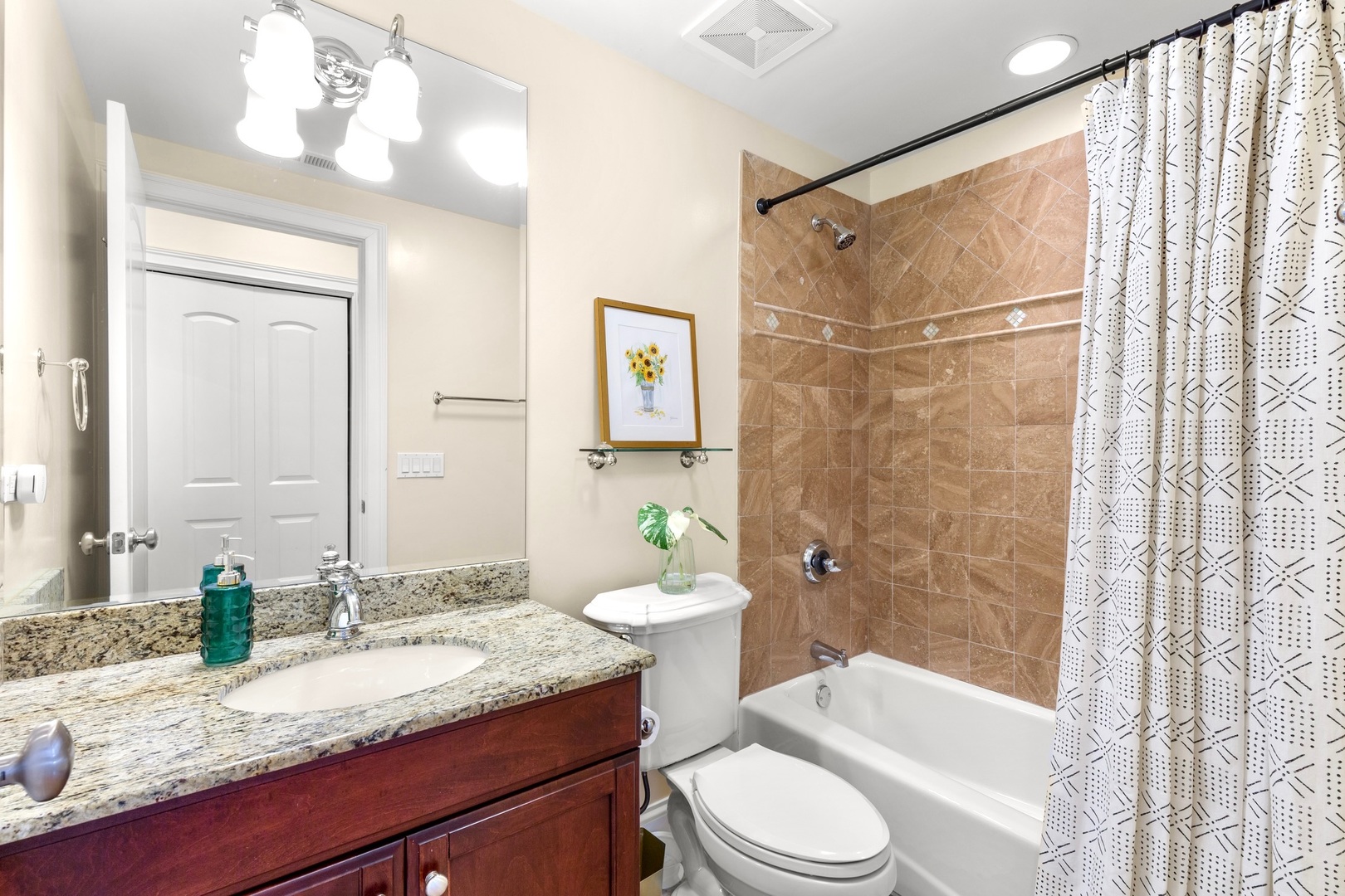3842 N SOUTHPORT Avenue Unit: L