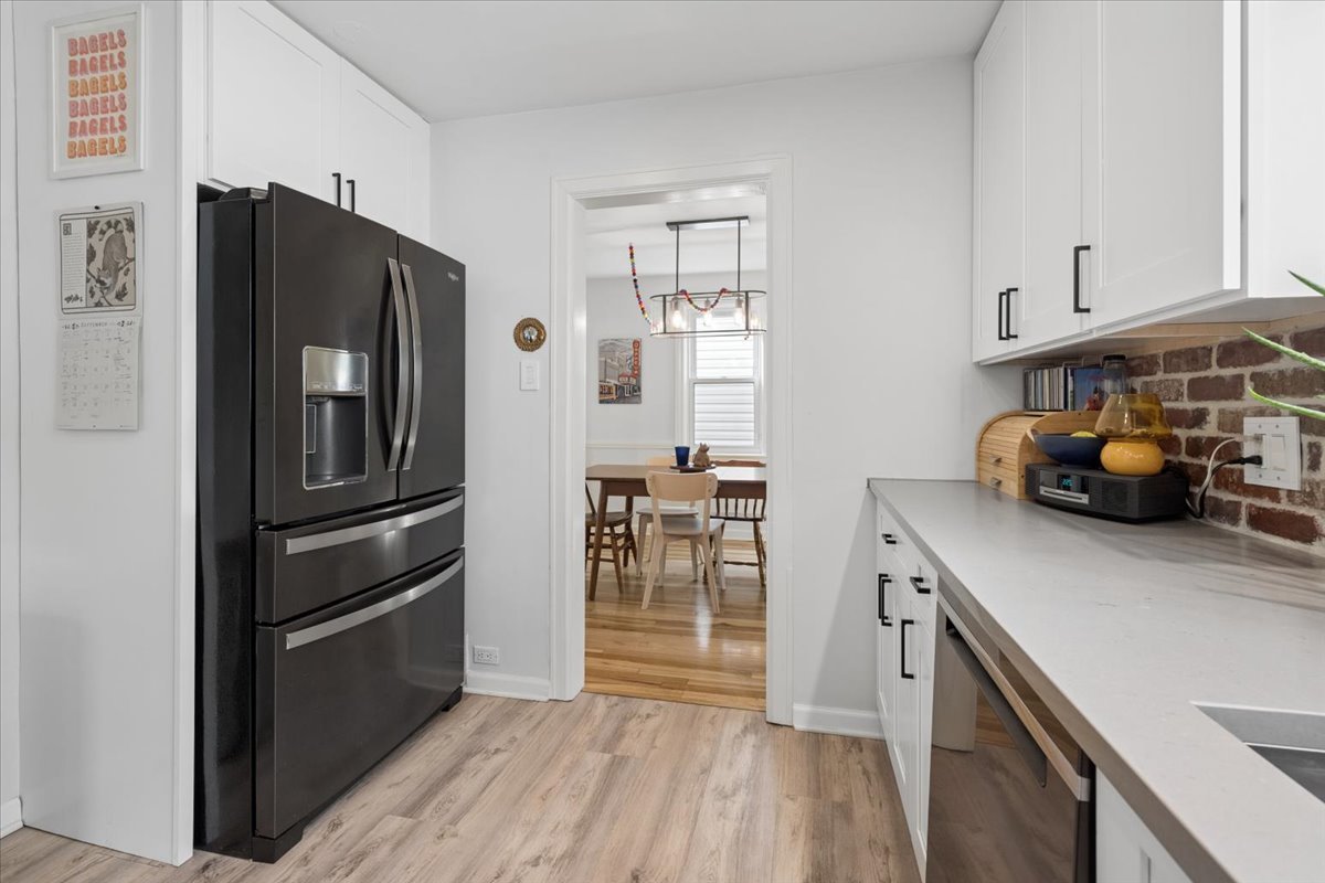 1923 Warren Street