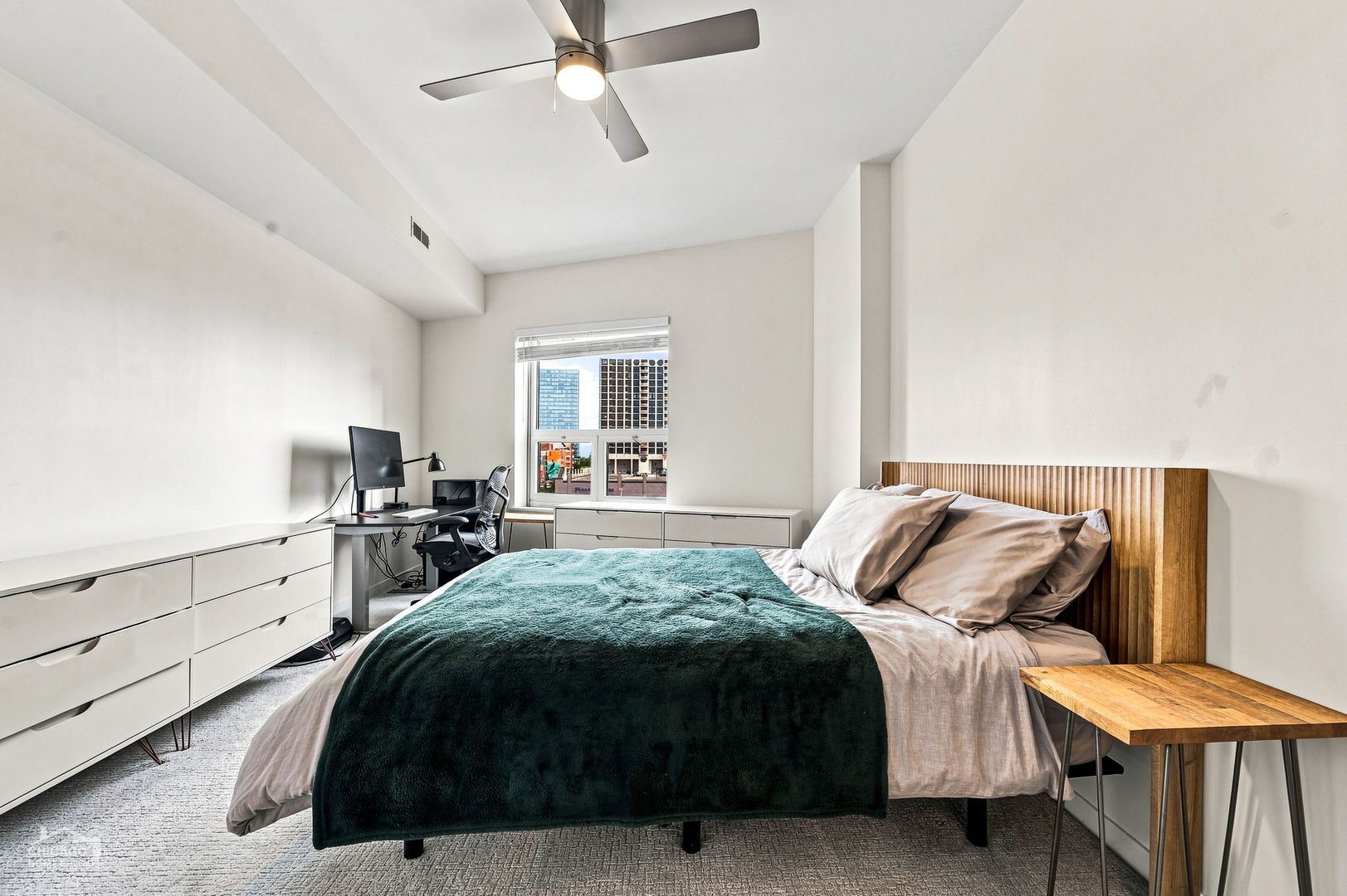 4350 N Broadway Street Unit: 507