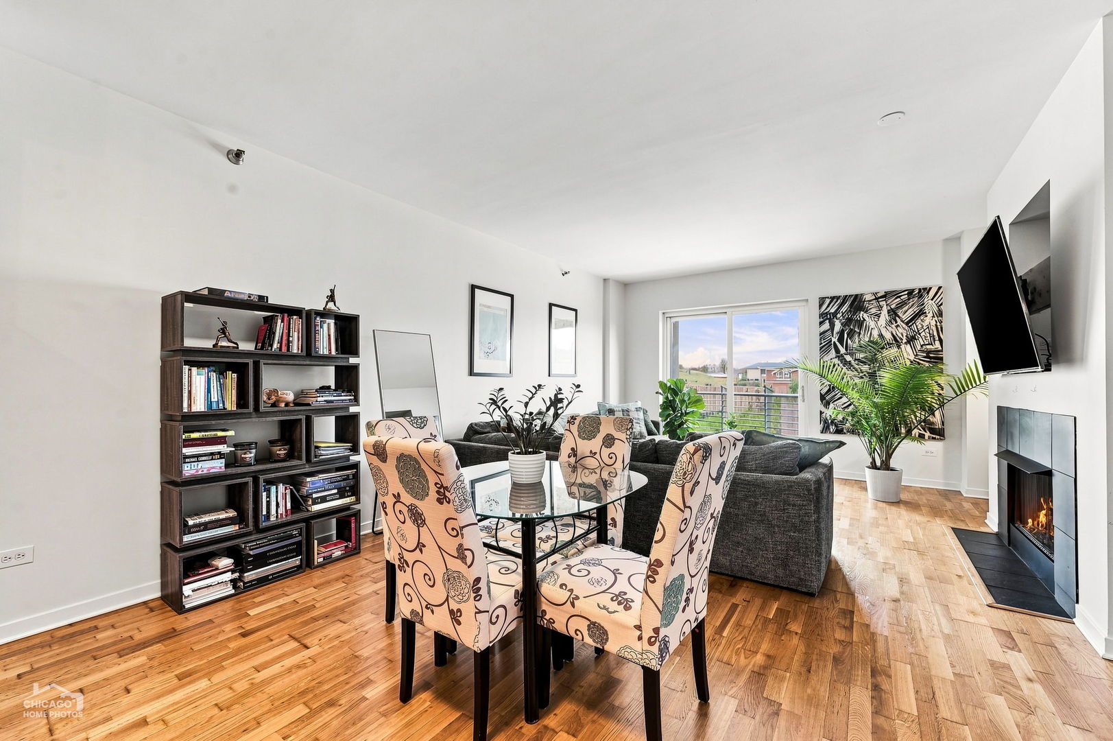 4350 N Broadway Street Unit: 507