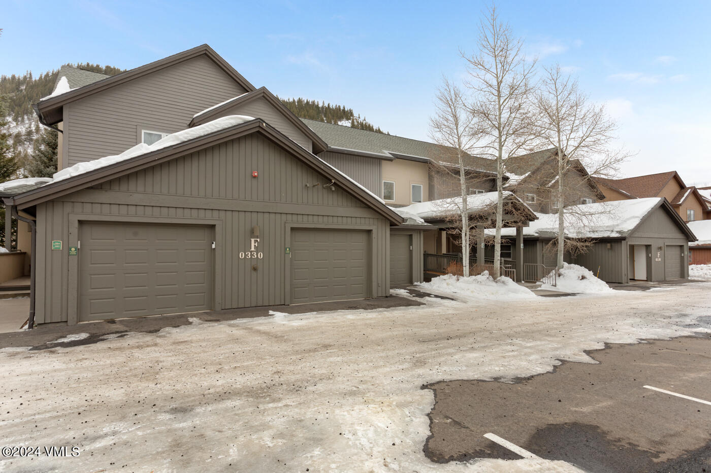 330 Hurd Lane, F-203