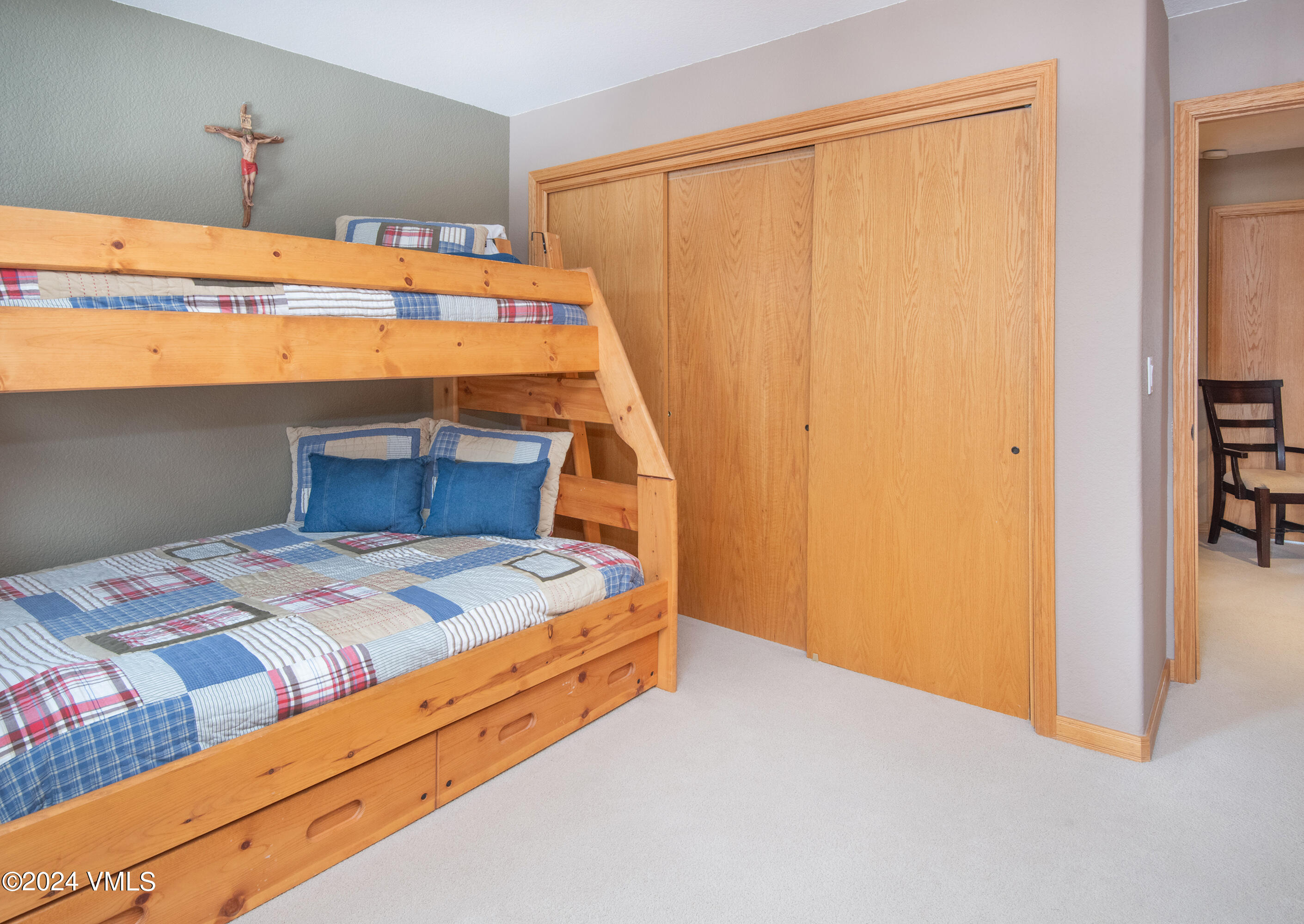 270 Hurd Lane, D-201