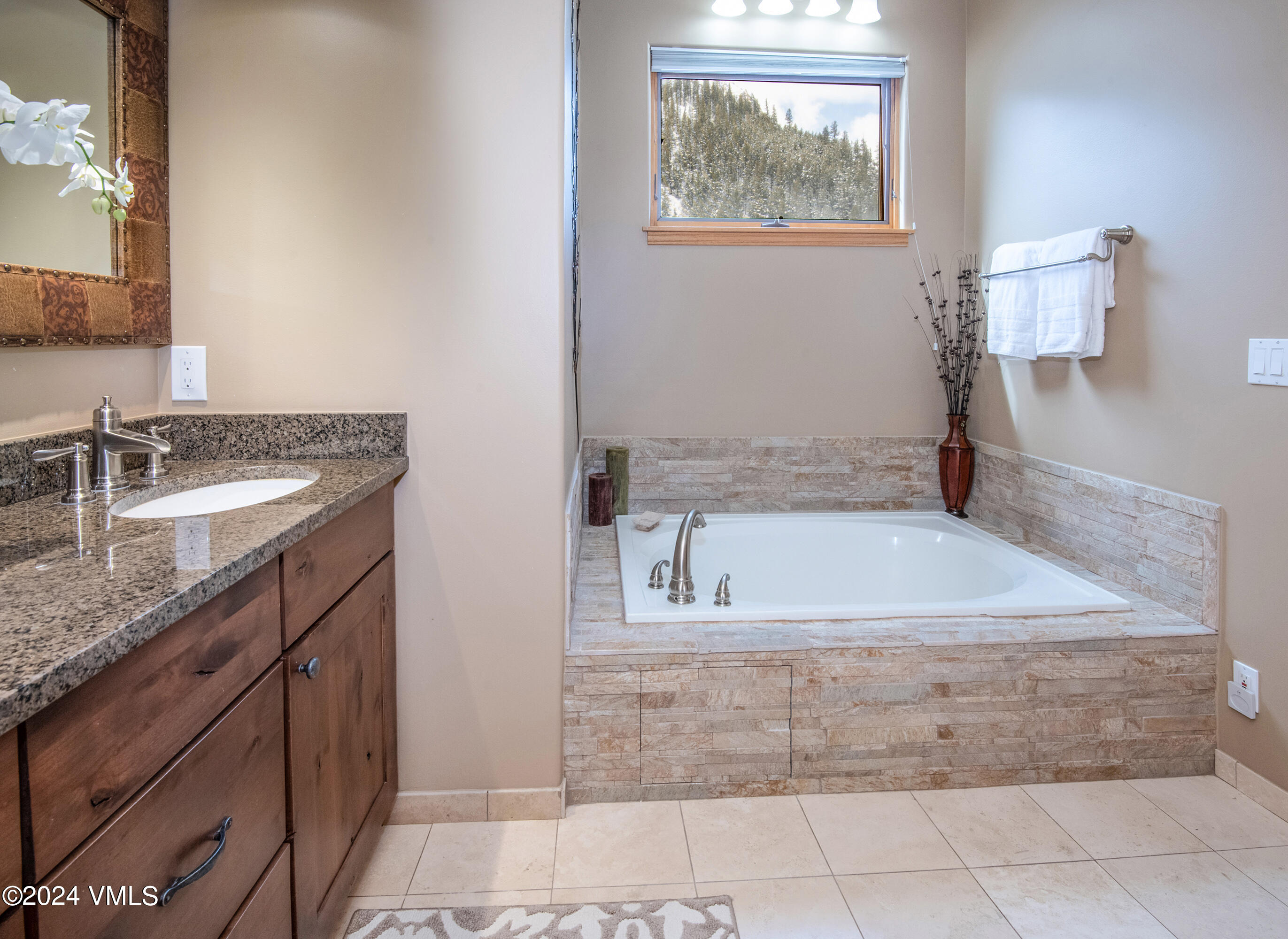 270 Hurd Lane, D-201