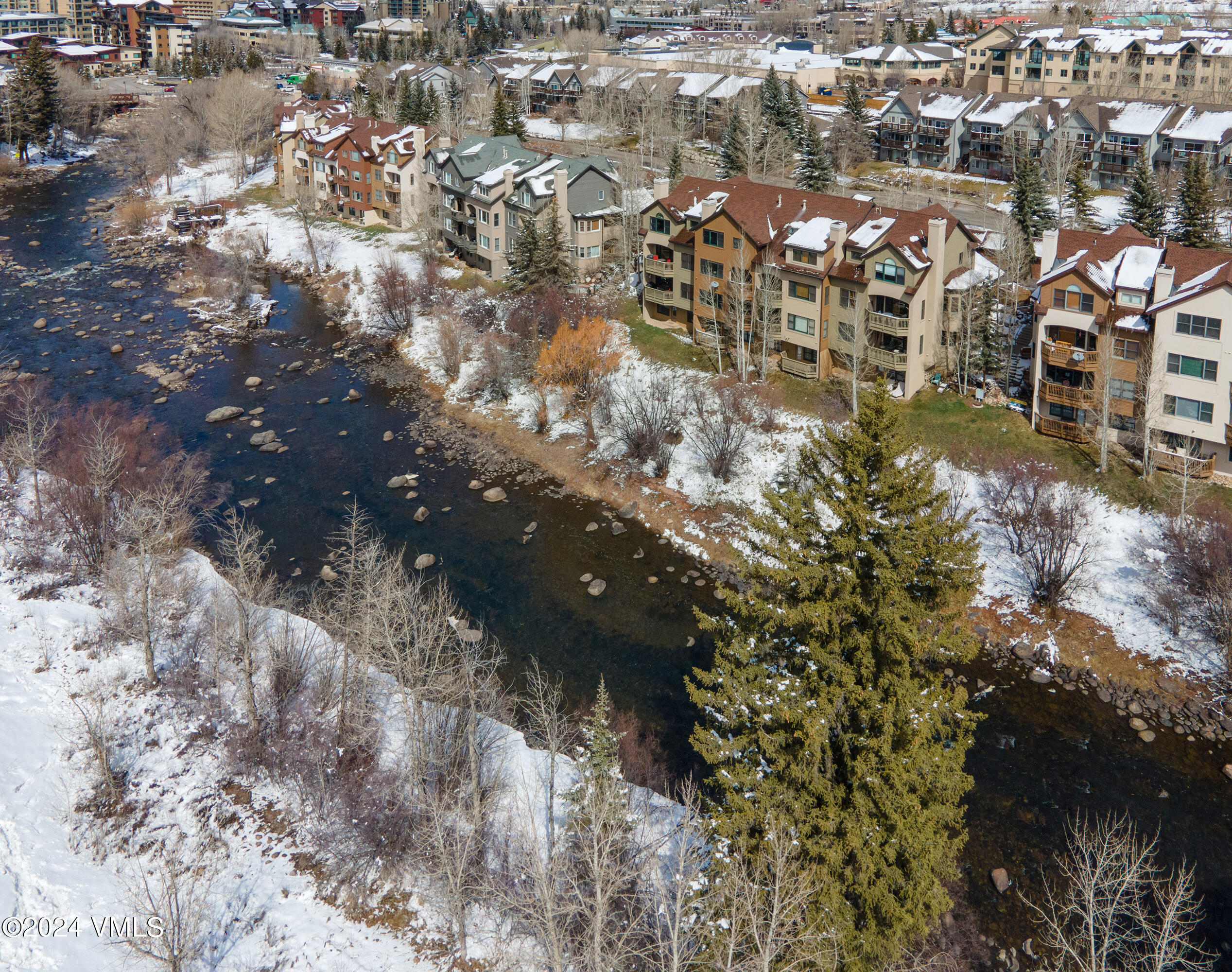 270 Hurd Lane, D-201