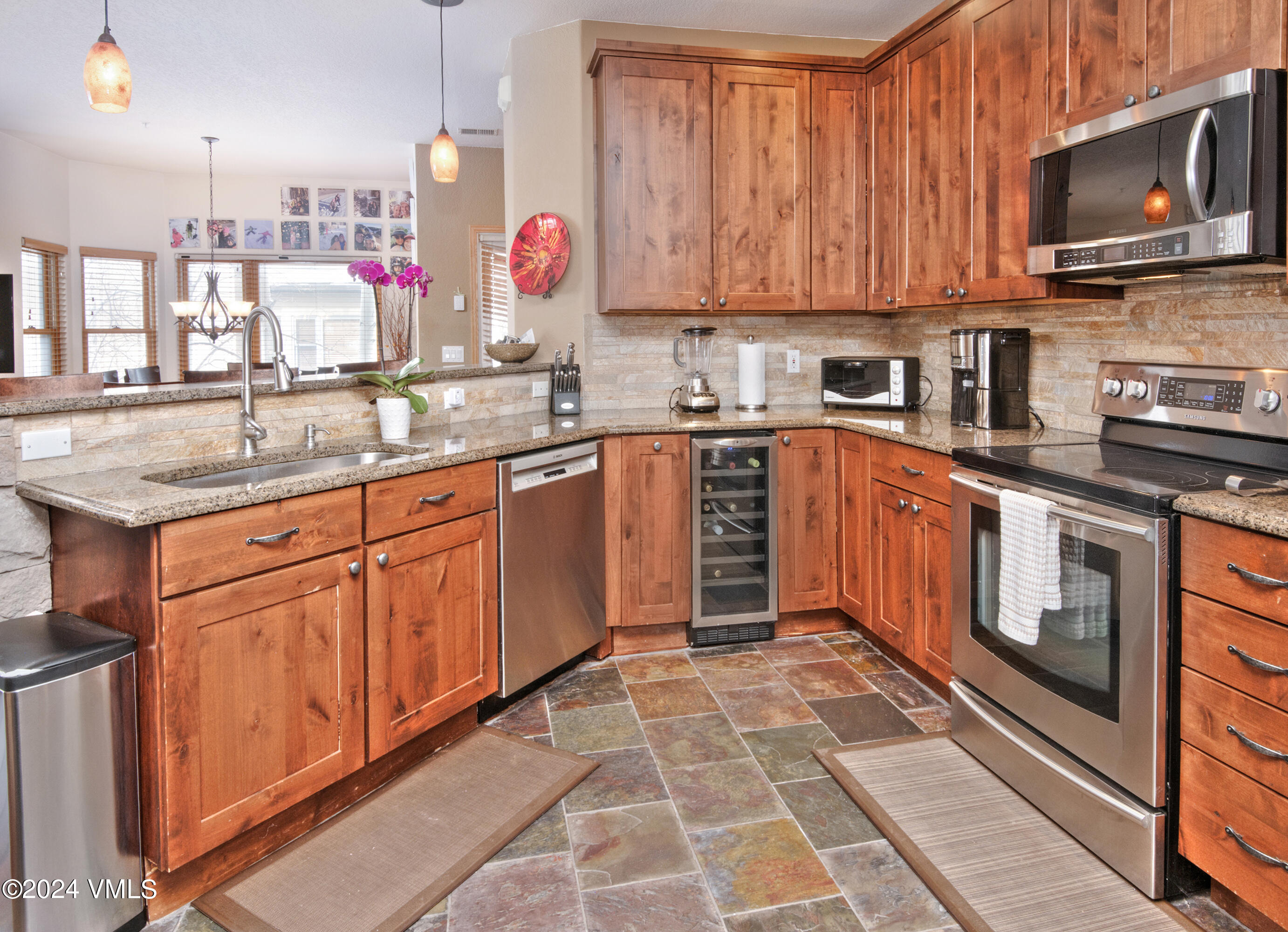 270 Hurd Lane, D-201