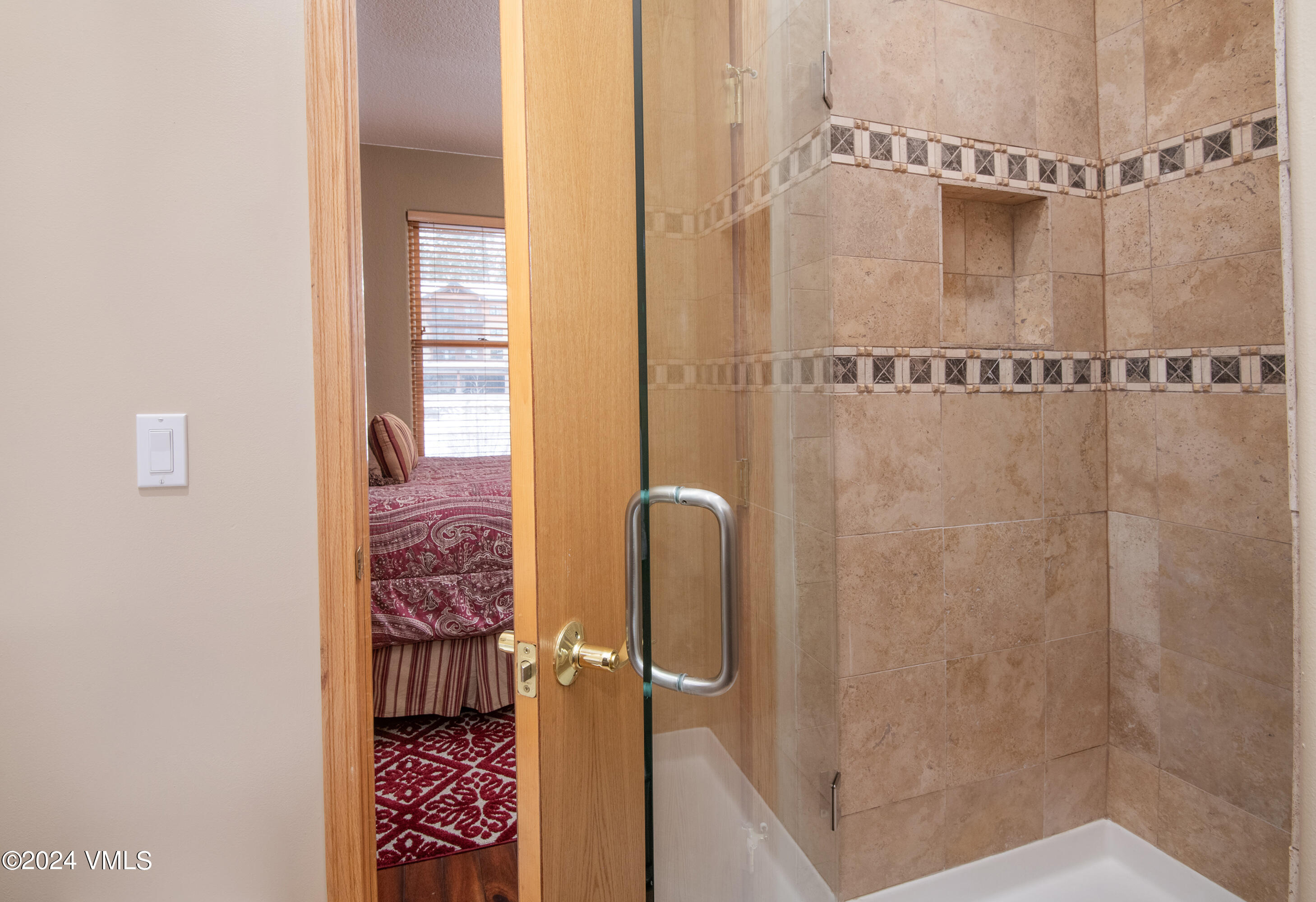 270 Hurd Lane, D-201