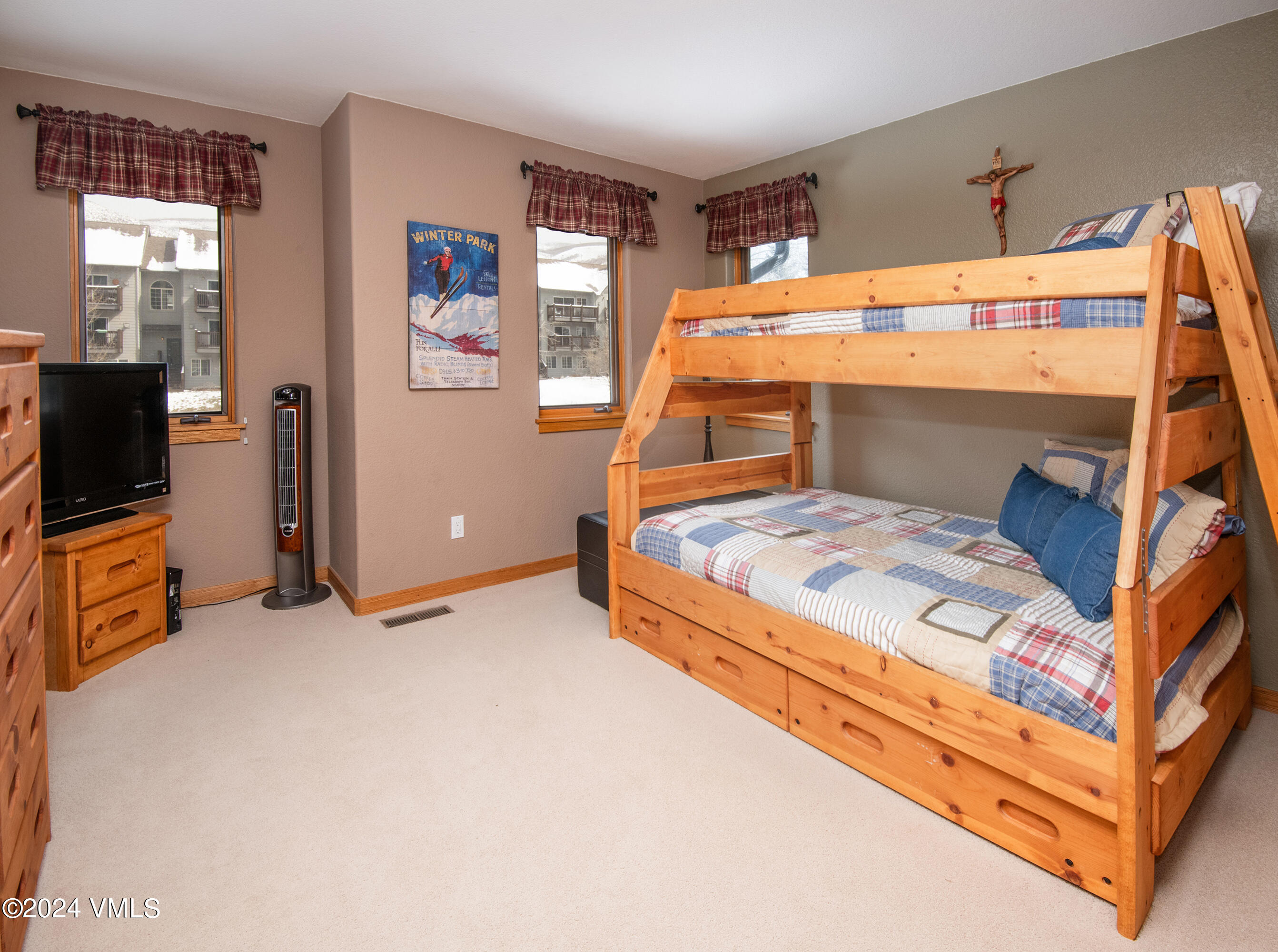 270 Hurd Lane, D-201